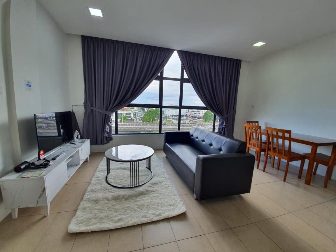 Bunny Homestay 408 @ Roxy Apartment Kuching photo 1