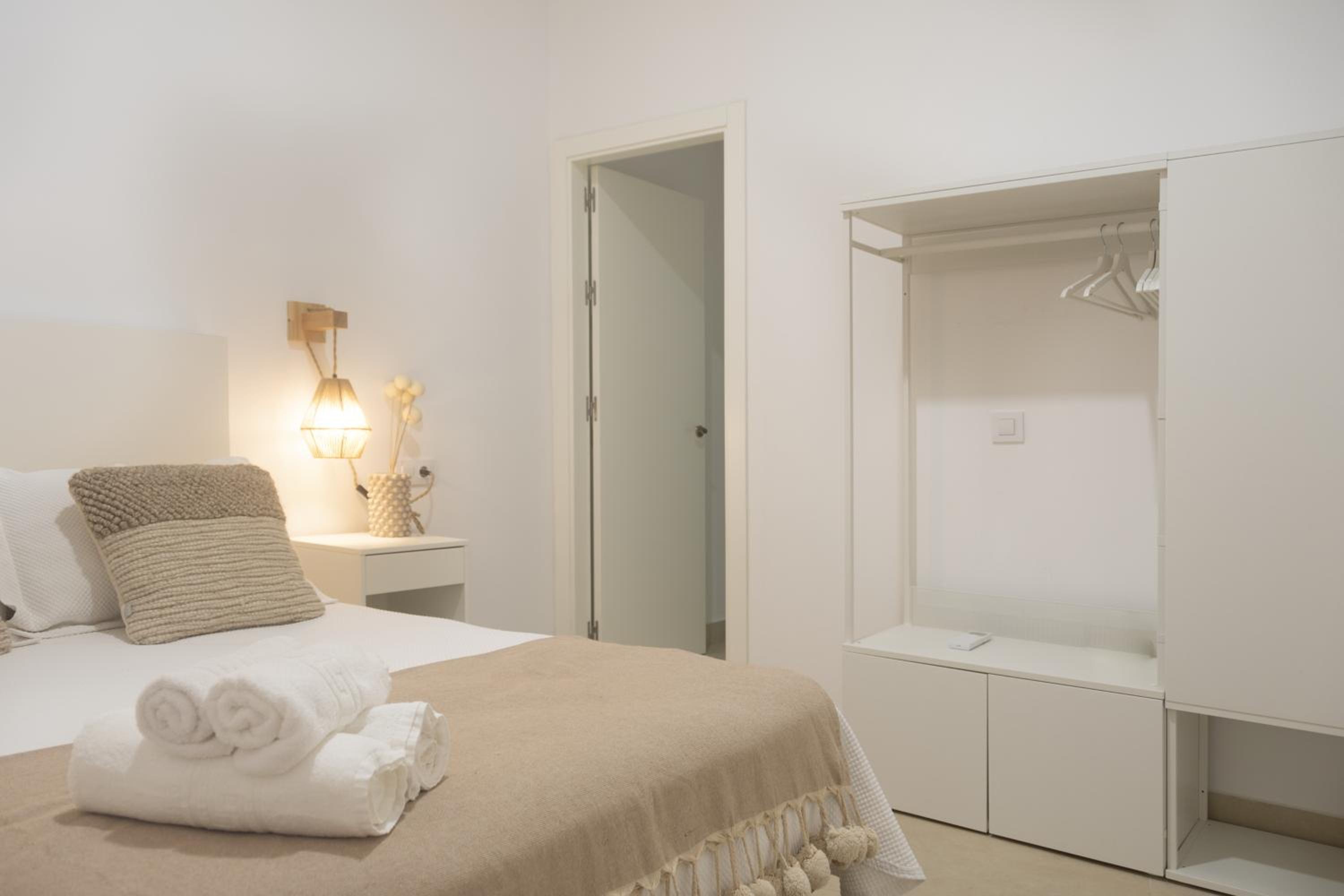 Apartamentos La Tahona Cádiz Centro