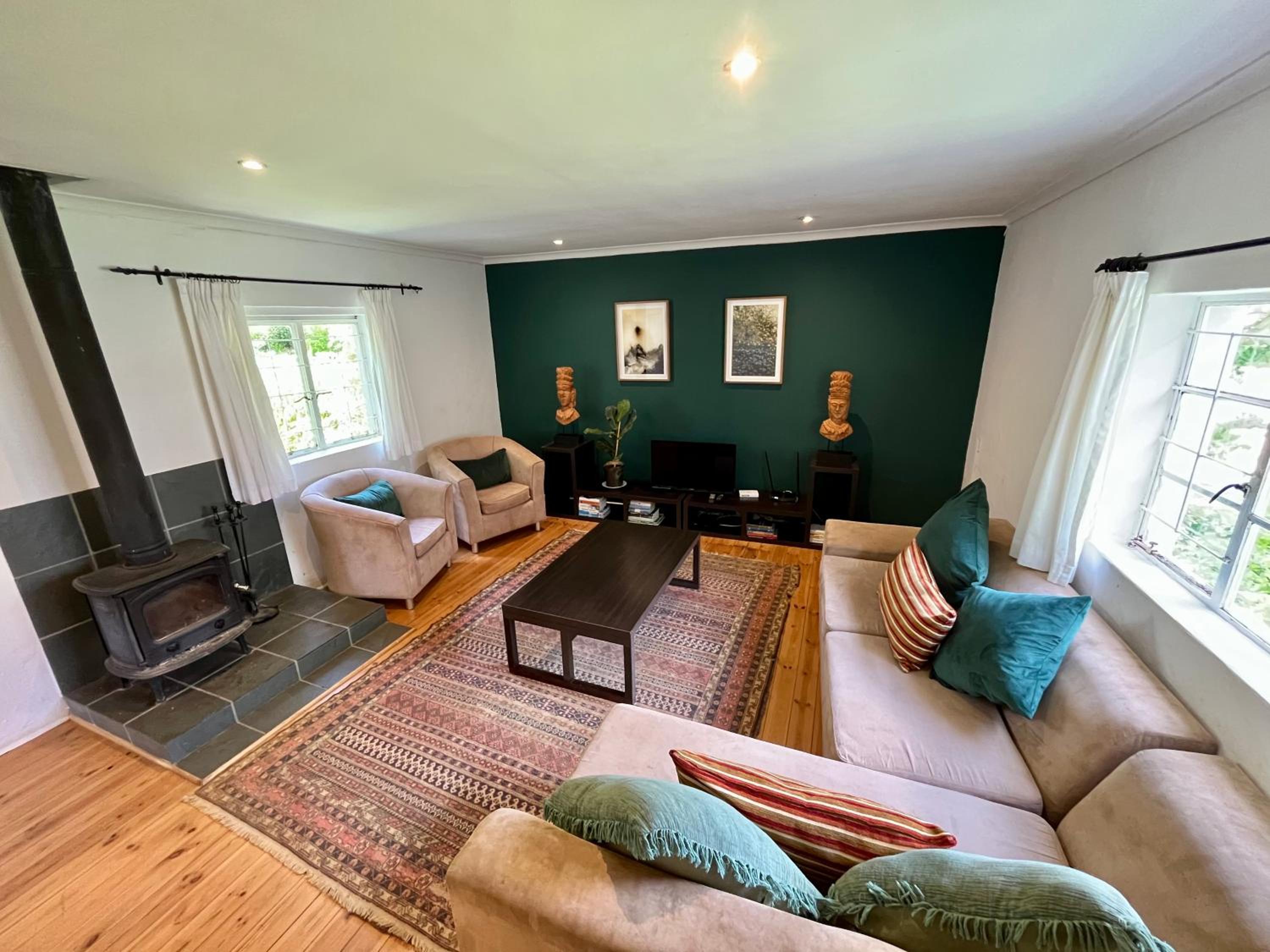 Rose Cottage in Elgin view 2