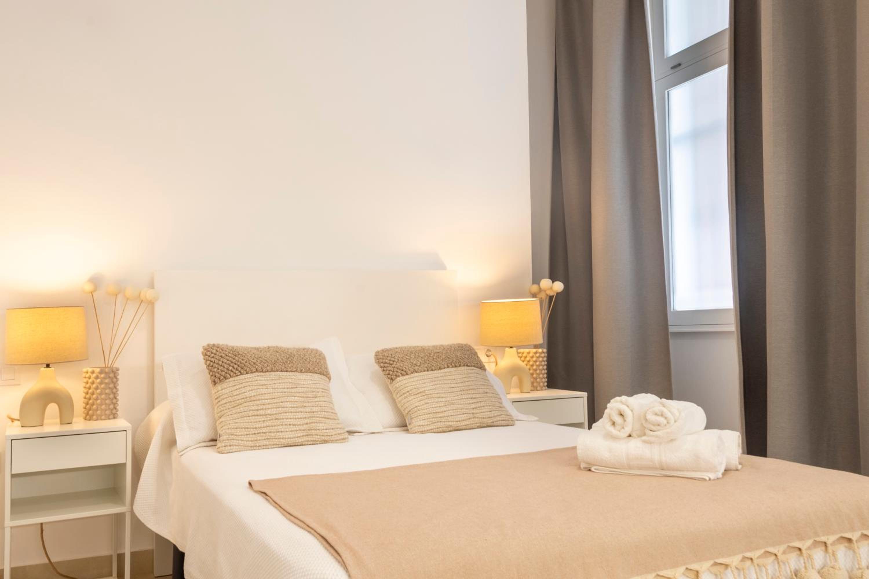 Apartamentos La Tahona Cádiz Centro