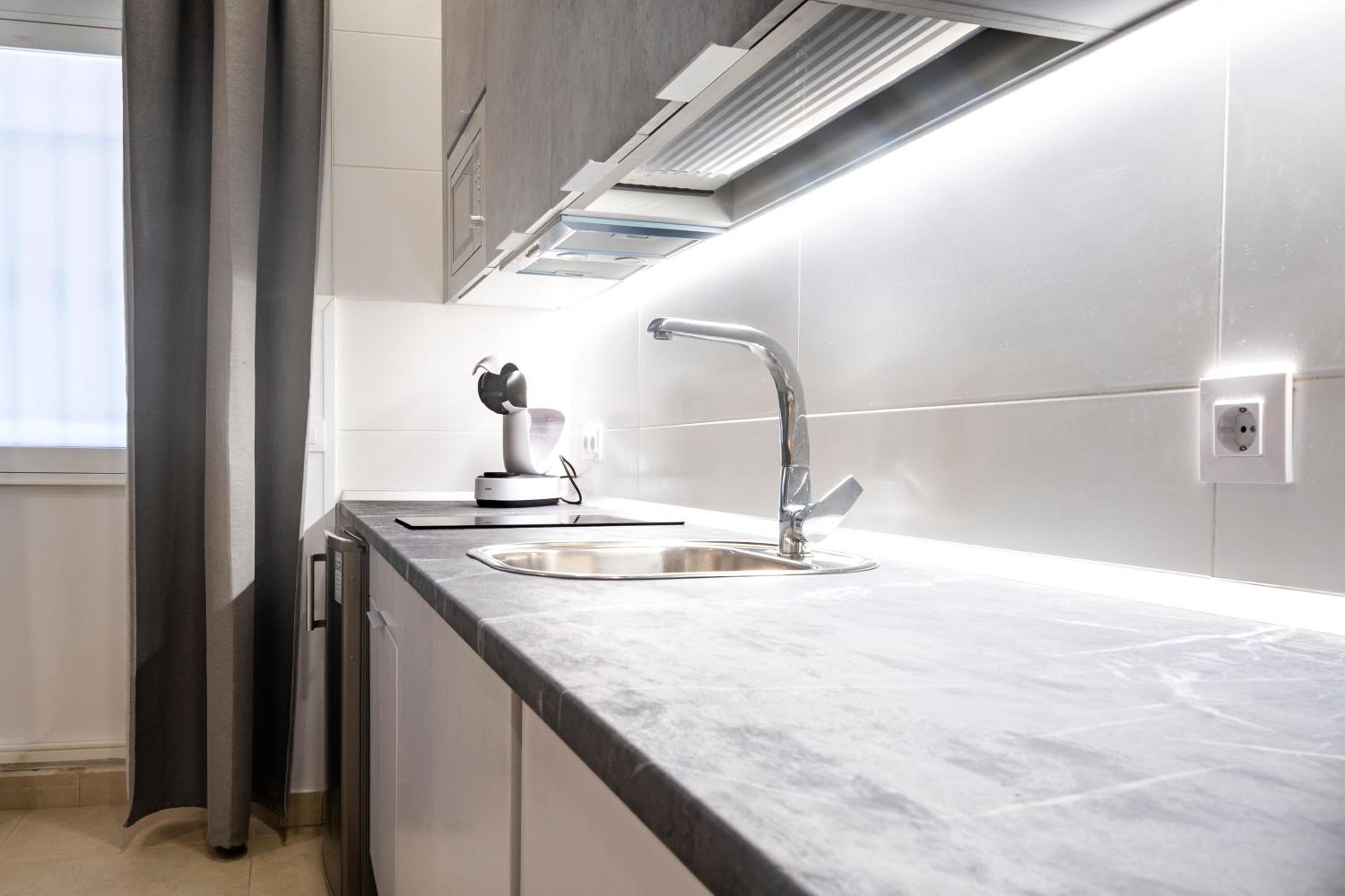 Apartamentos La Tahona Cádiz Centro