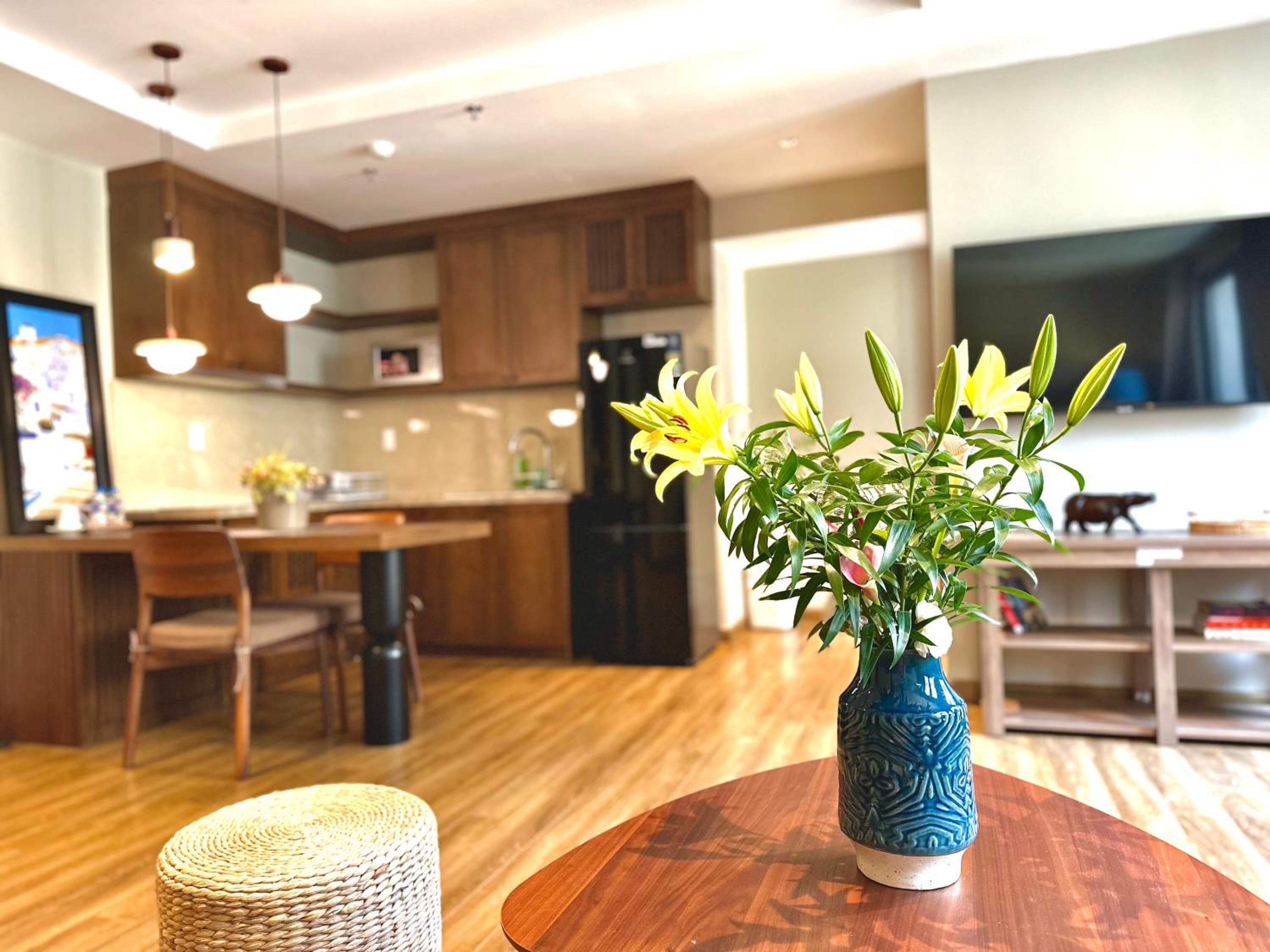 LAGOM Serviced Apartment