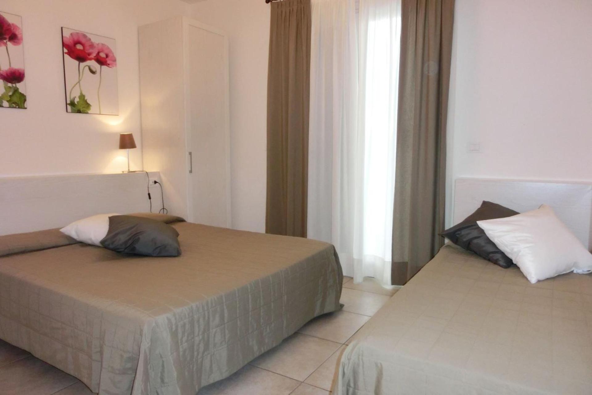 Comfy apartment with shared pool view 4