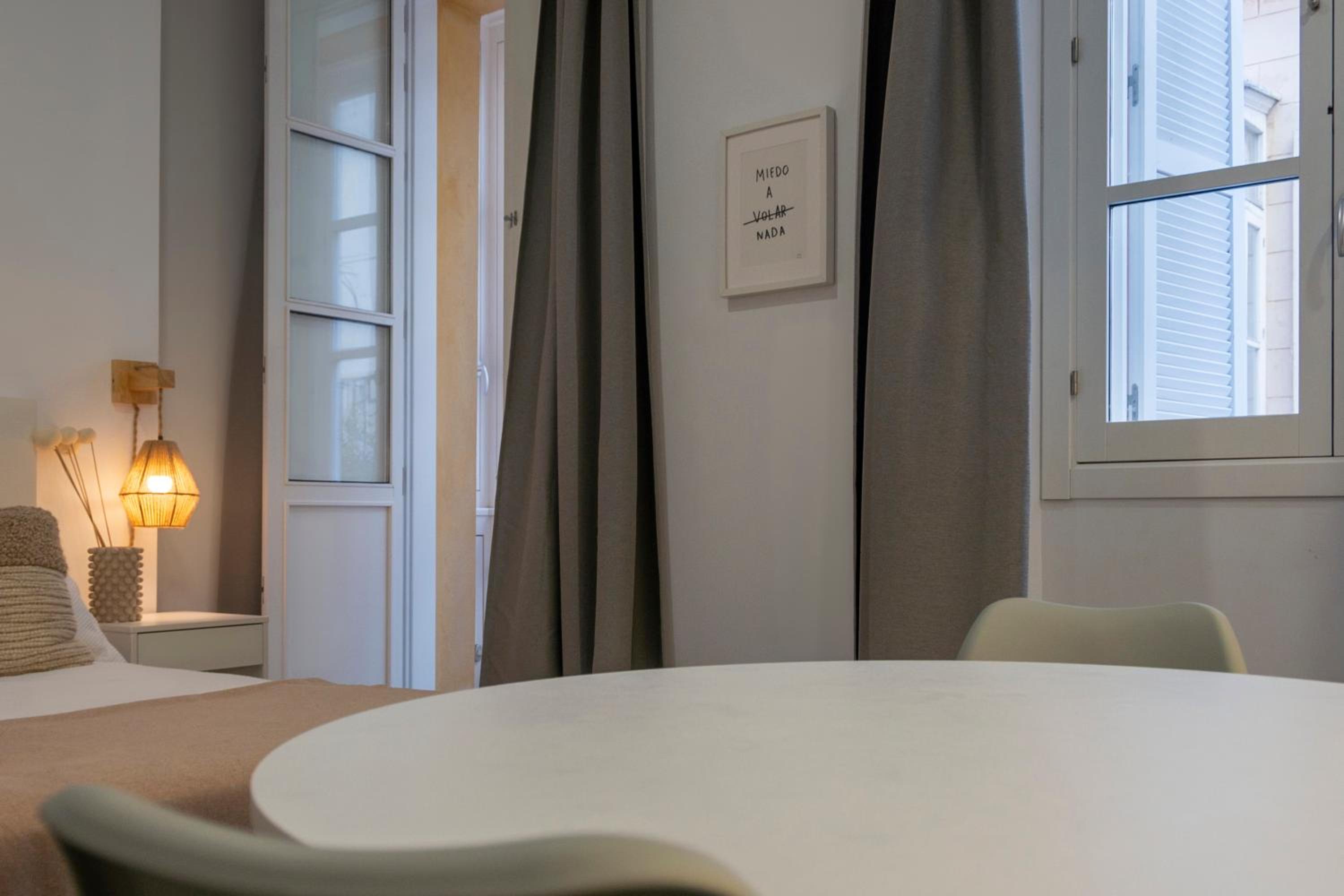 Apartamentos La Tahona Cádiz Centro