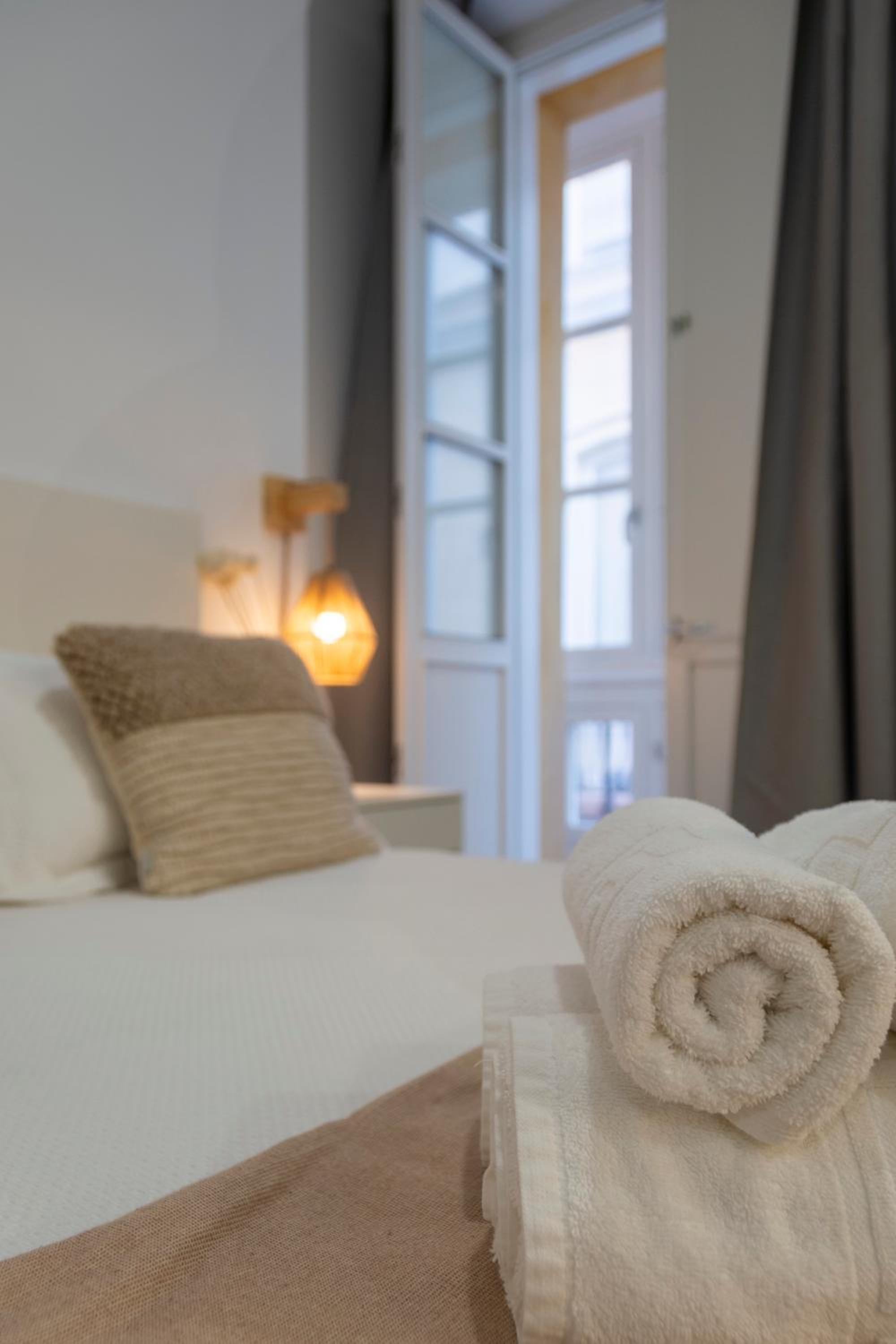 Apartamentos La Tahona Cádiz Centro