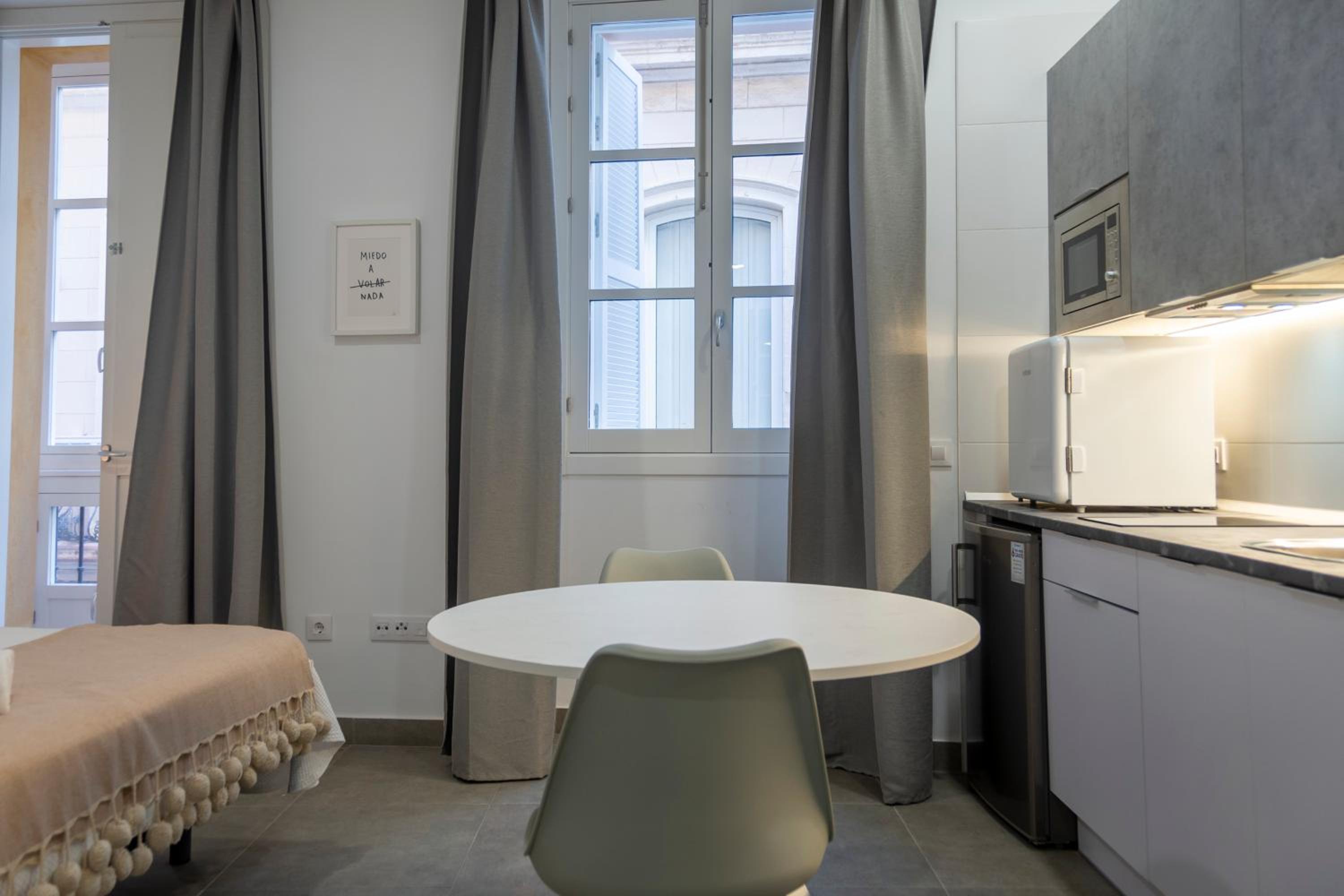 Apartamentos La Tahona Cádiz Centro