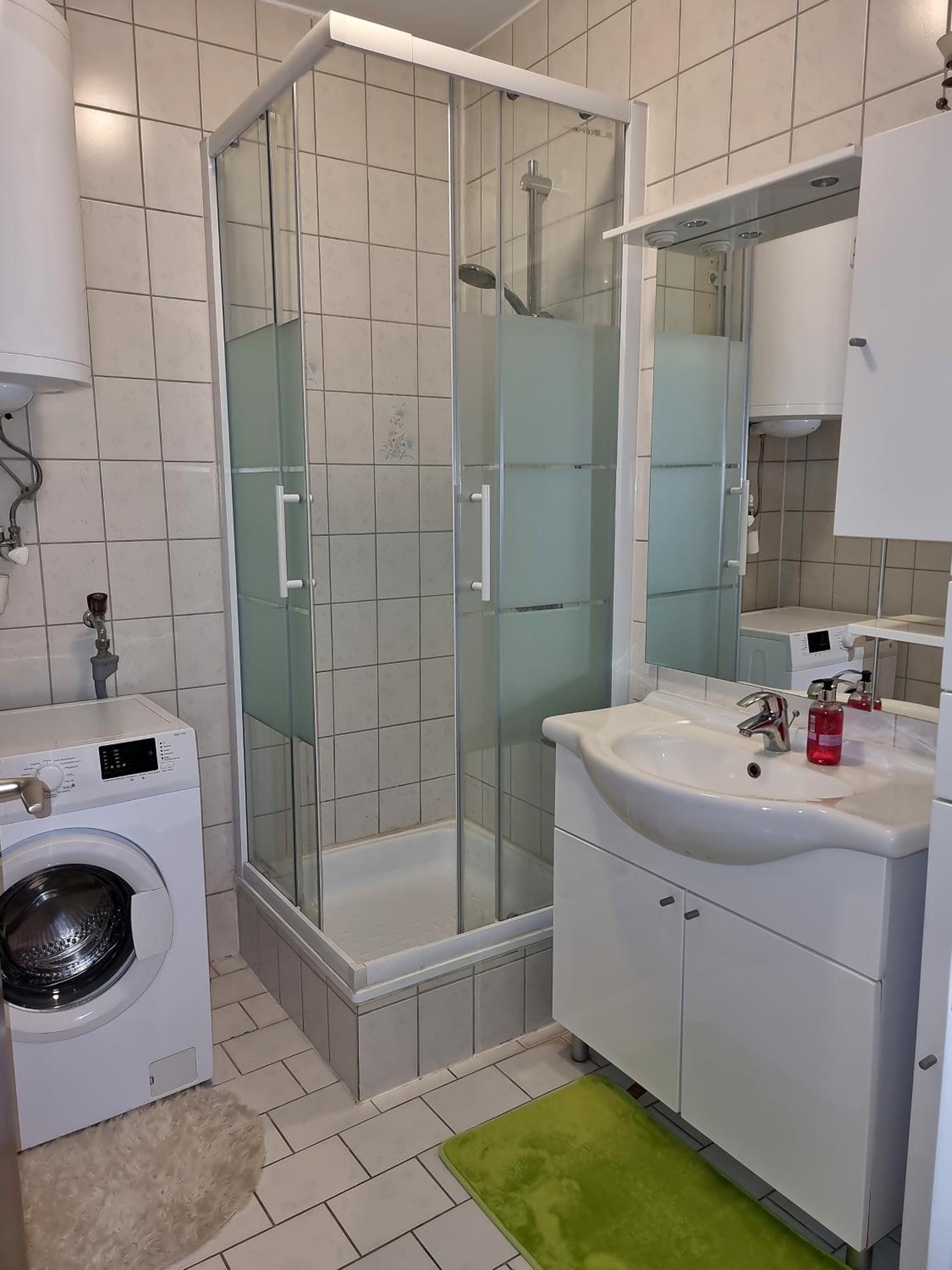 Rentcenter79_2