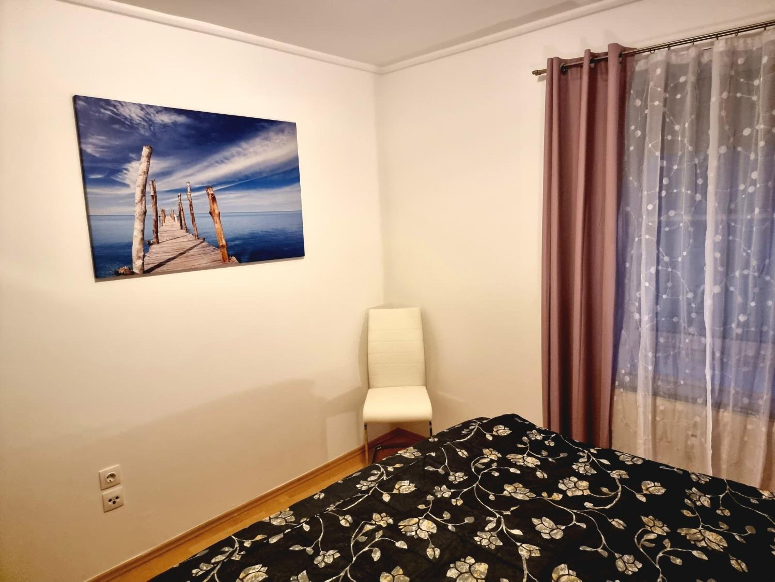 Rentcenter79_2