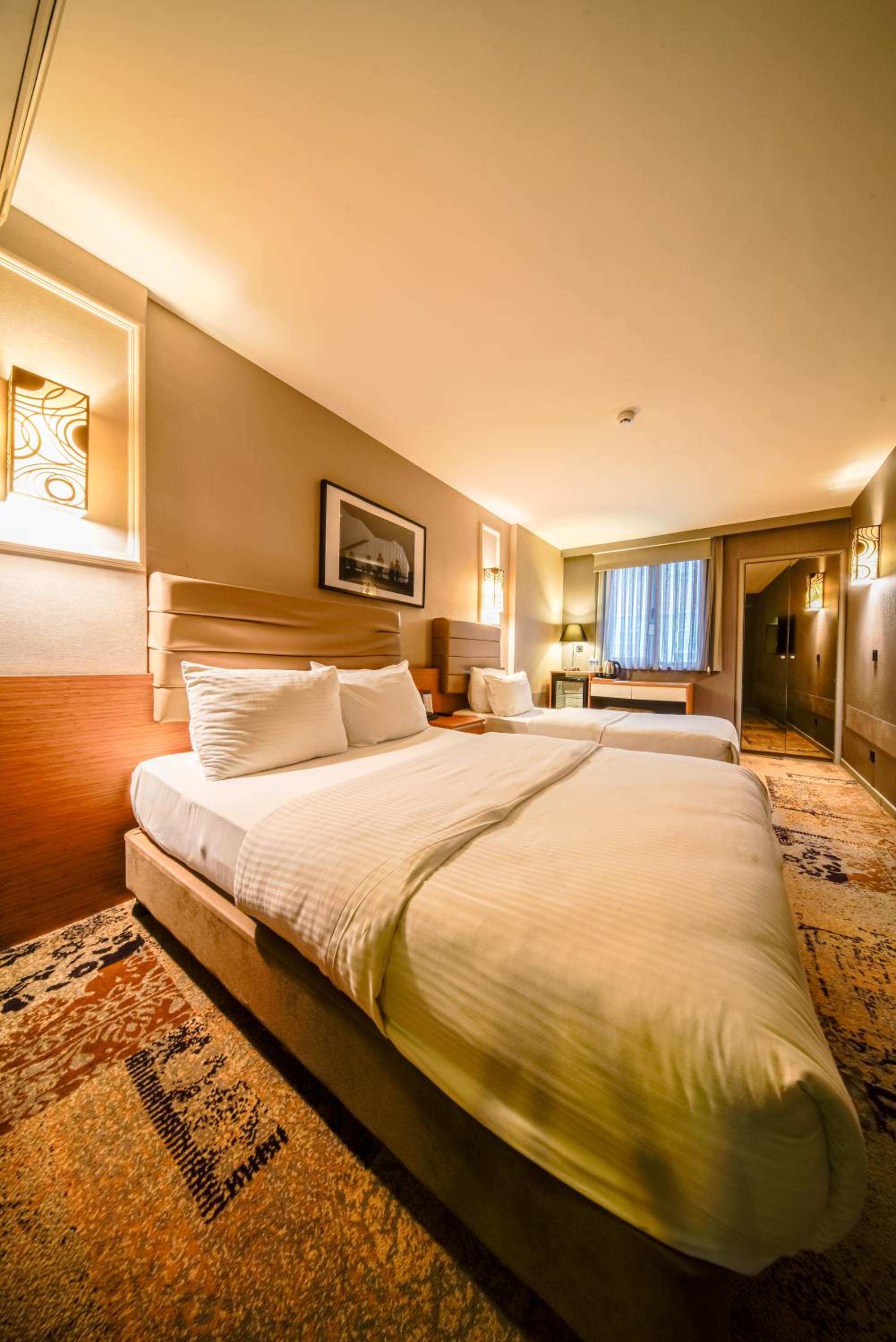 All Seasons Hotel - Image 54