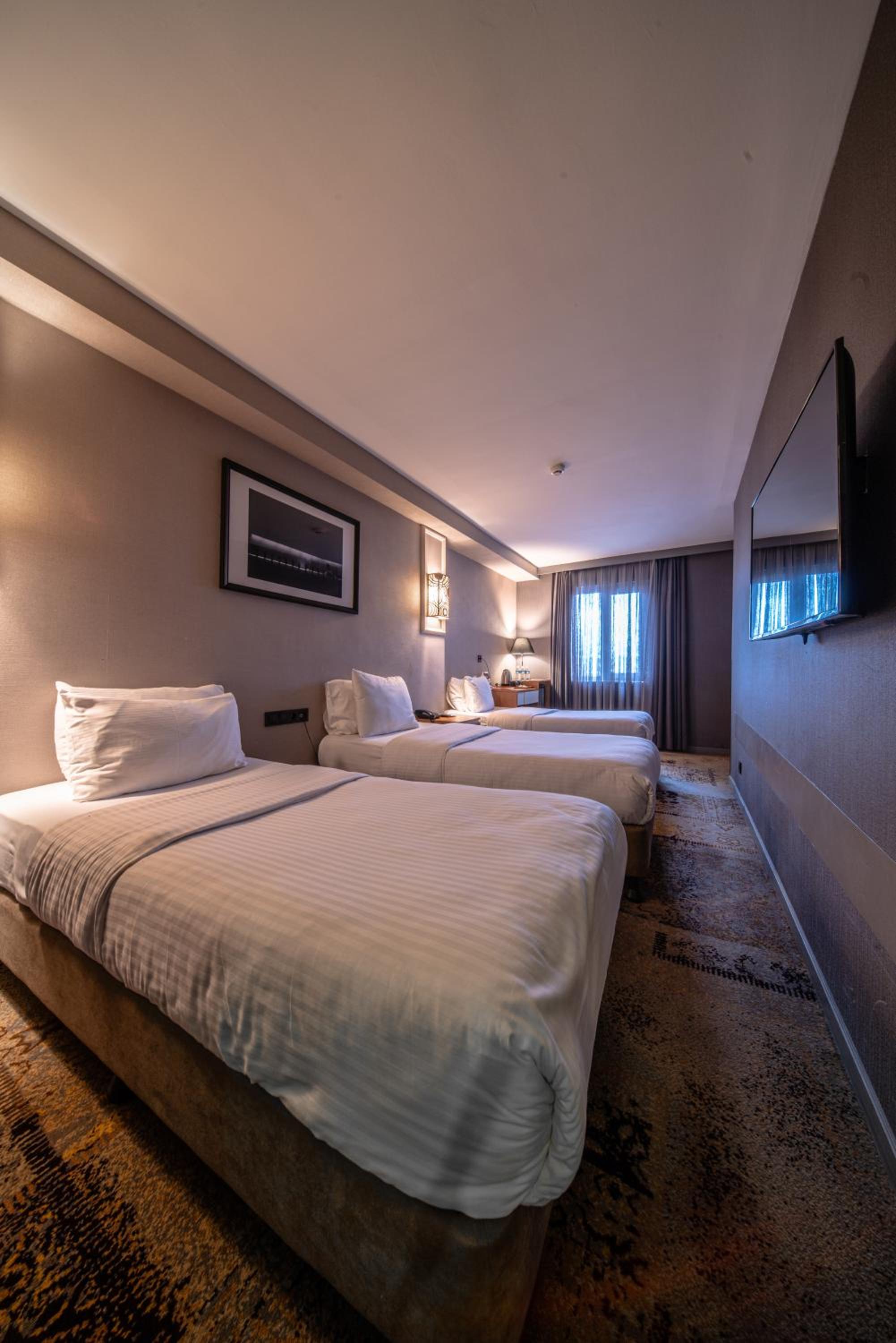 All Seasons Hotel - Image 58