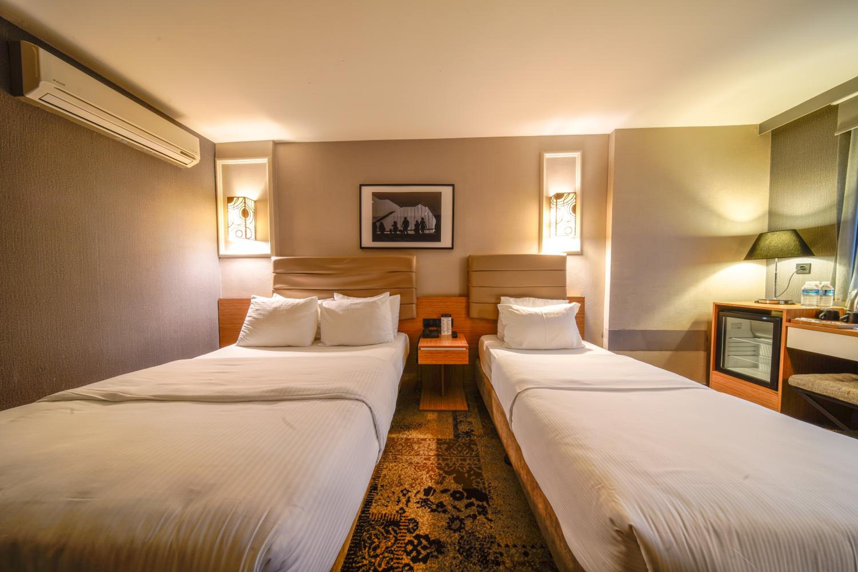 All Seasons Hotel - Image 57