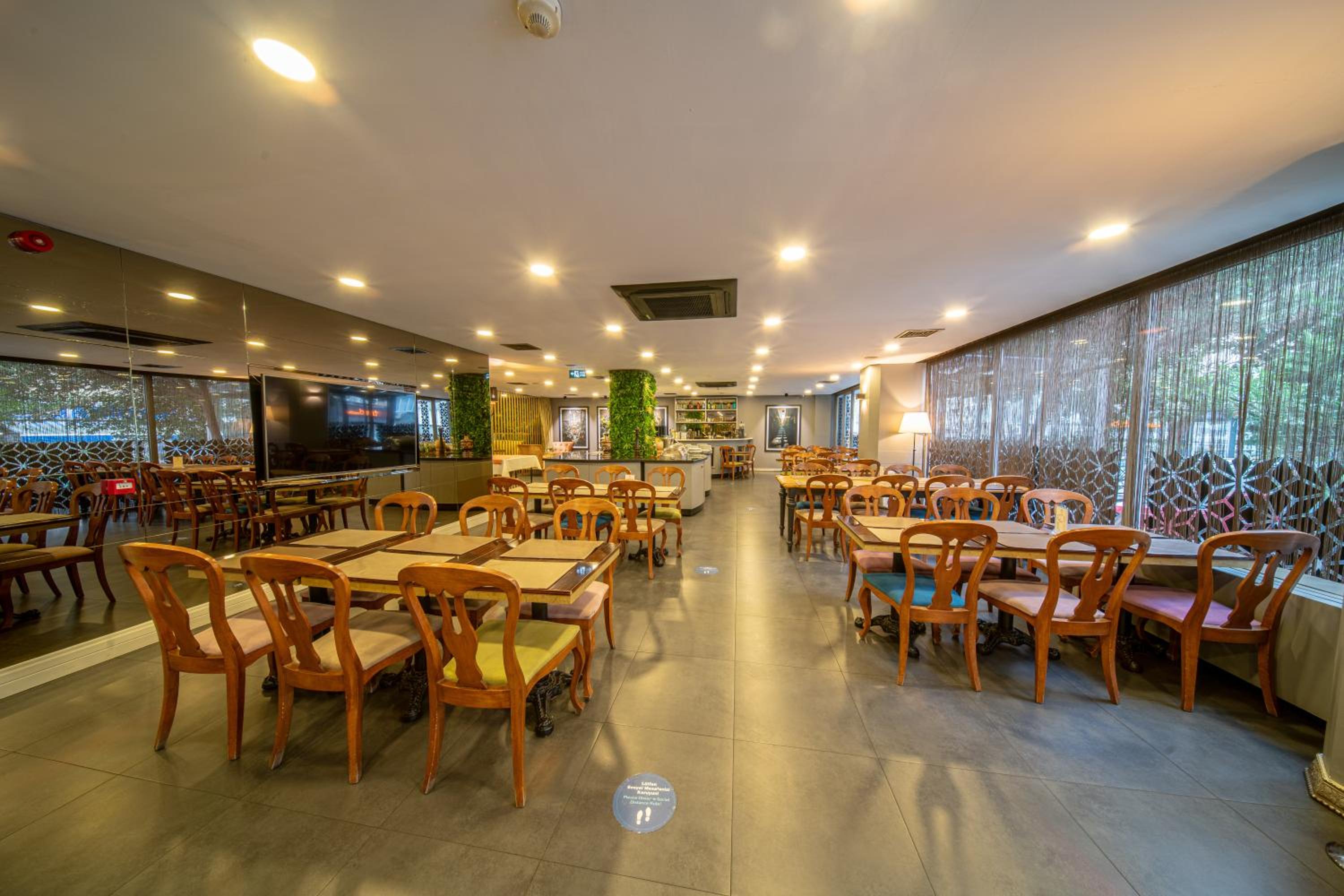 All Seasons Hotel - Image 102