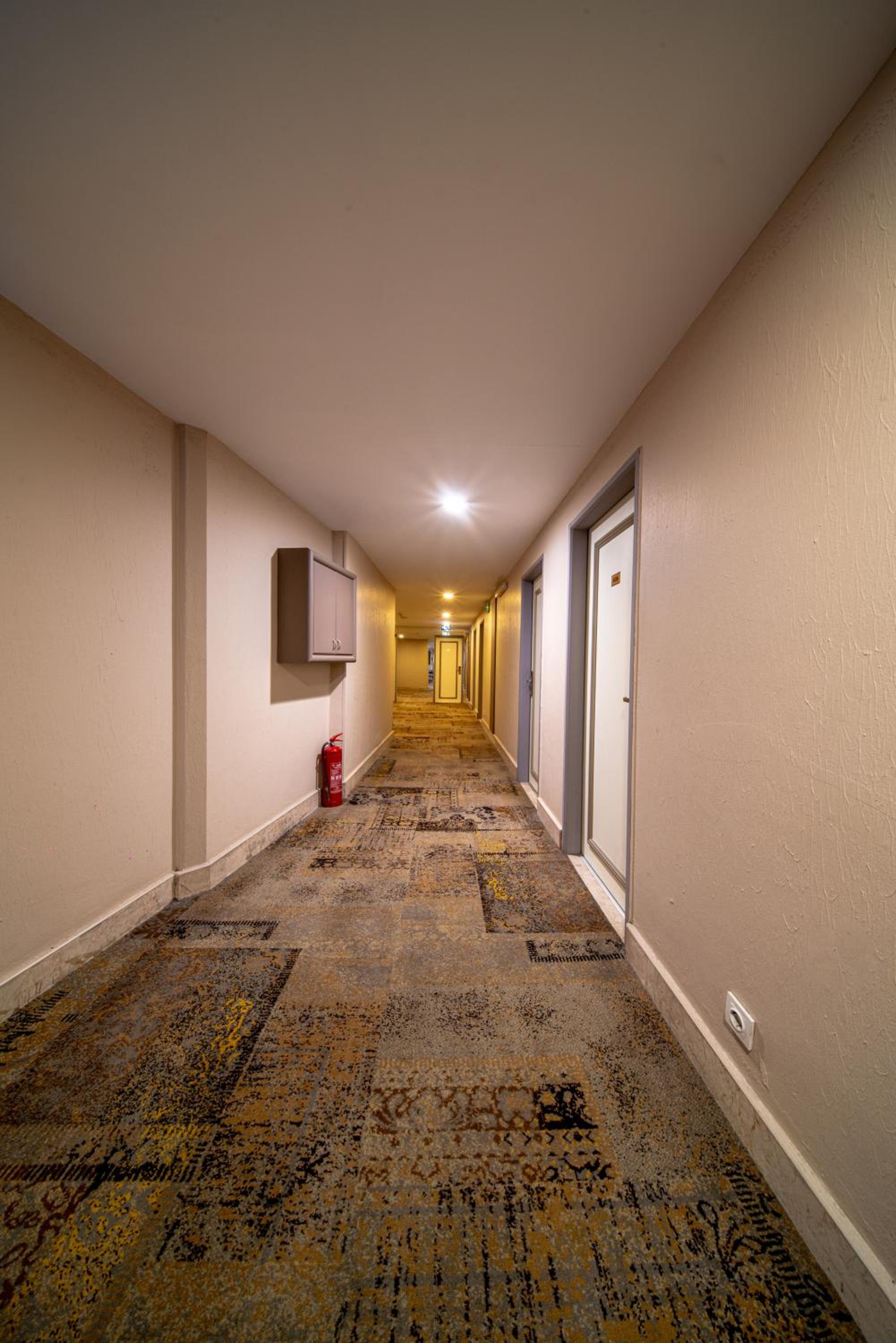 All Seasons Hotel - Image 116