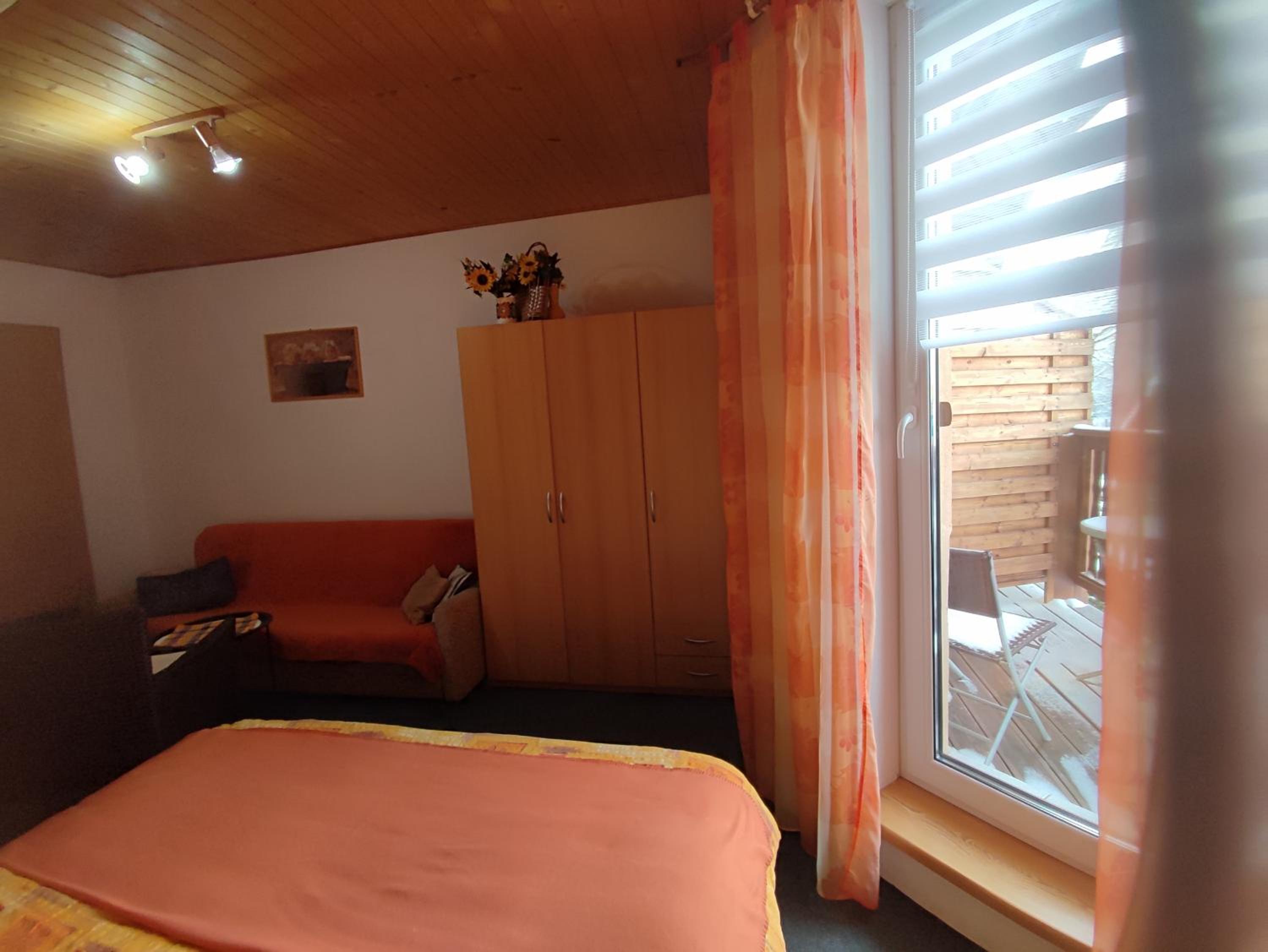 Photo 37