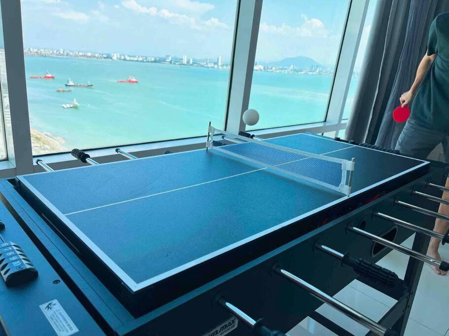 XBox, Karaoke, Foosball, PoolTable, IceHockey, Ping Pong, Board Games photo 8