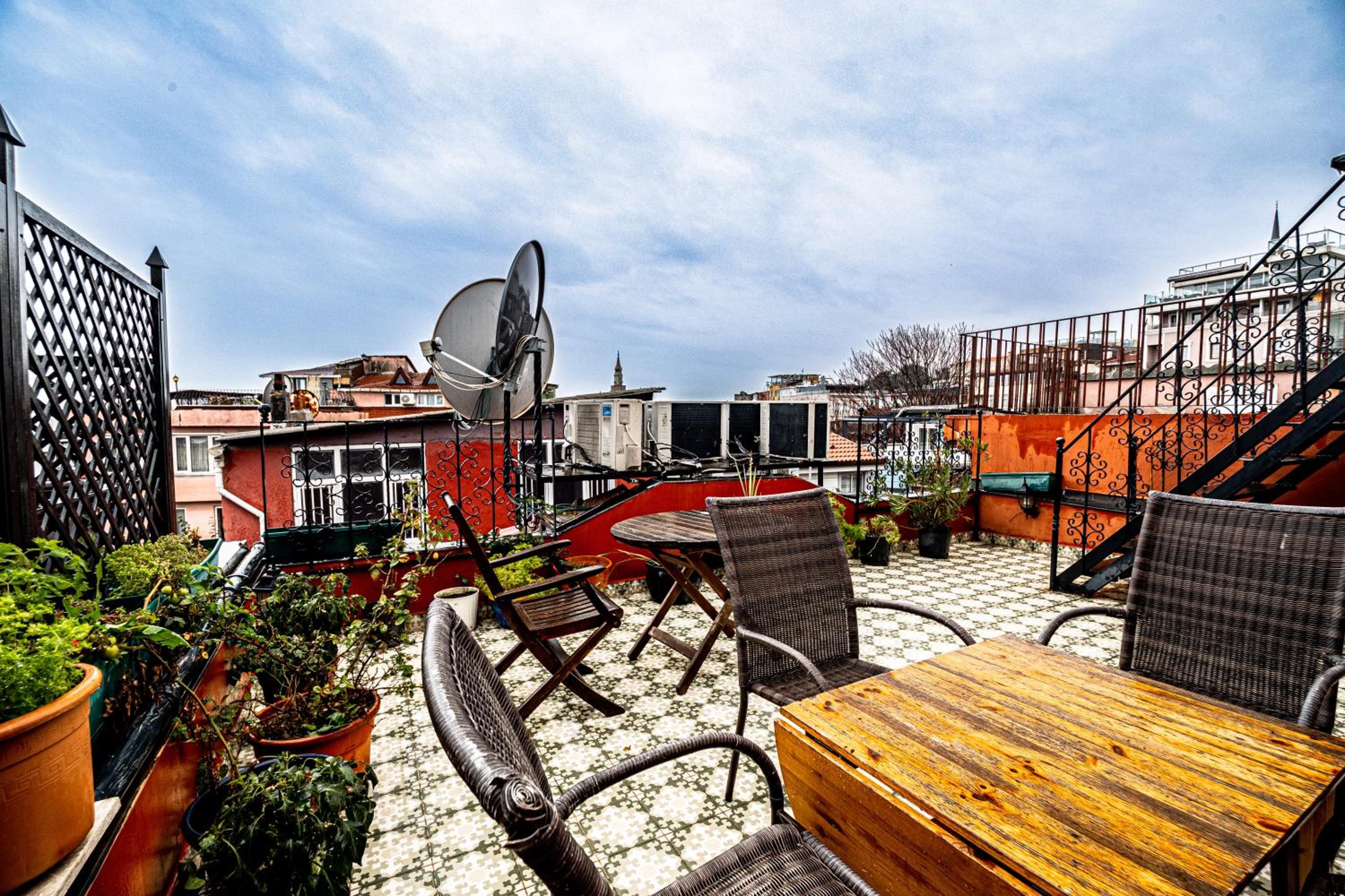 balance & terrace