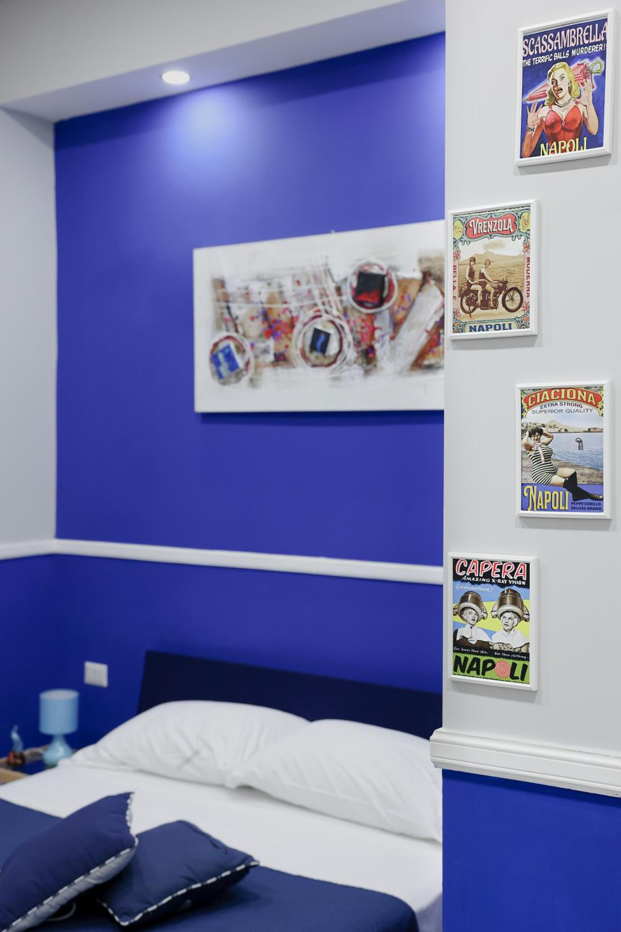 Concept b&b naples- camere moderne con balcone vicino al centro