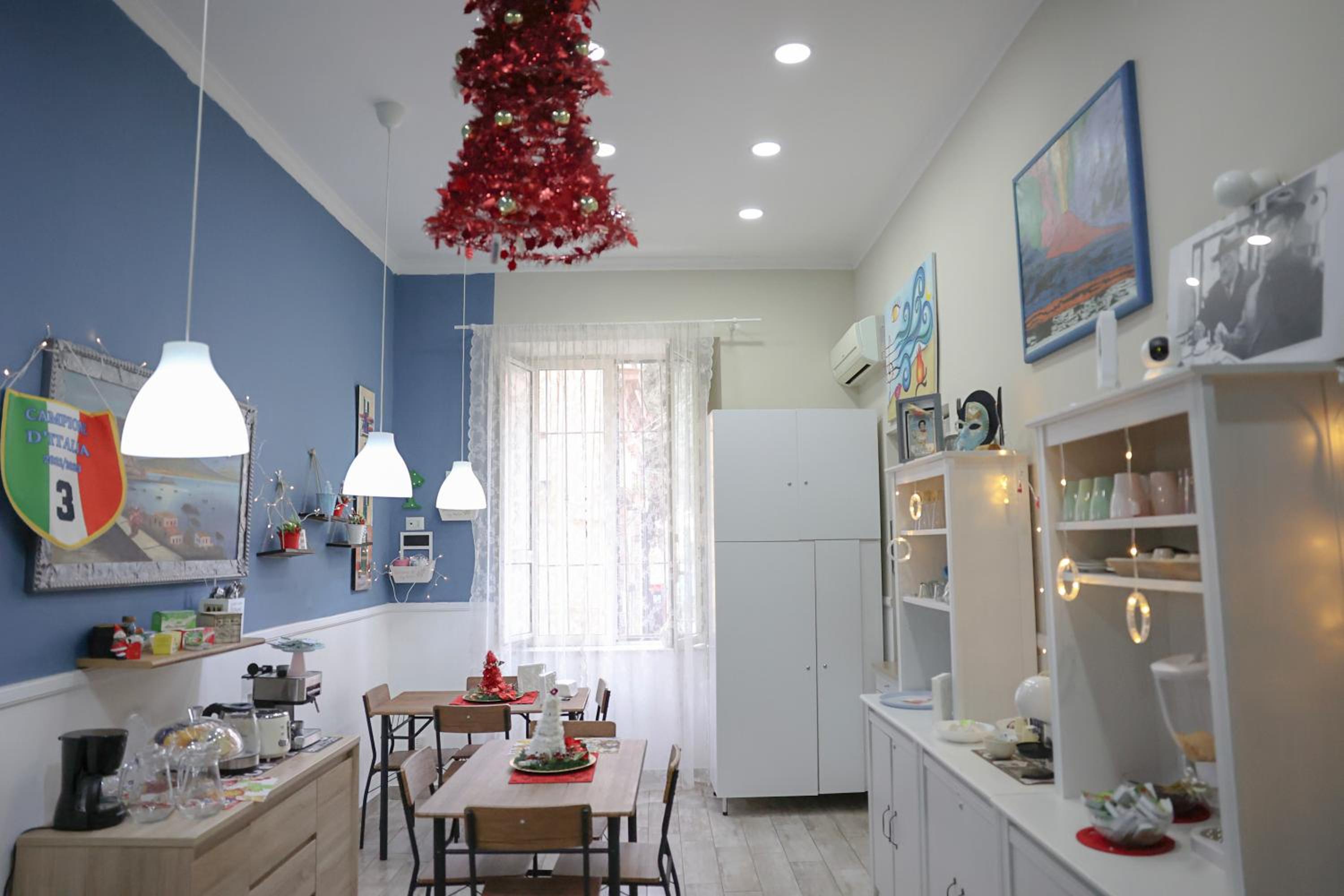 Concept b&b naples- camere moderne con balcone vicino al centro