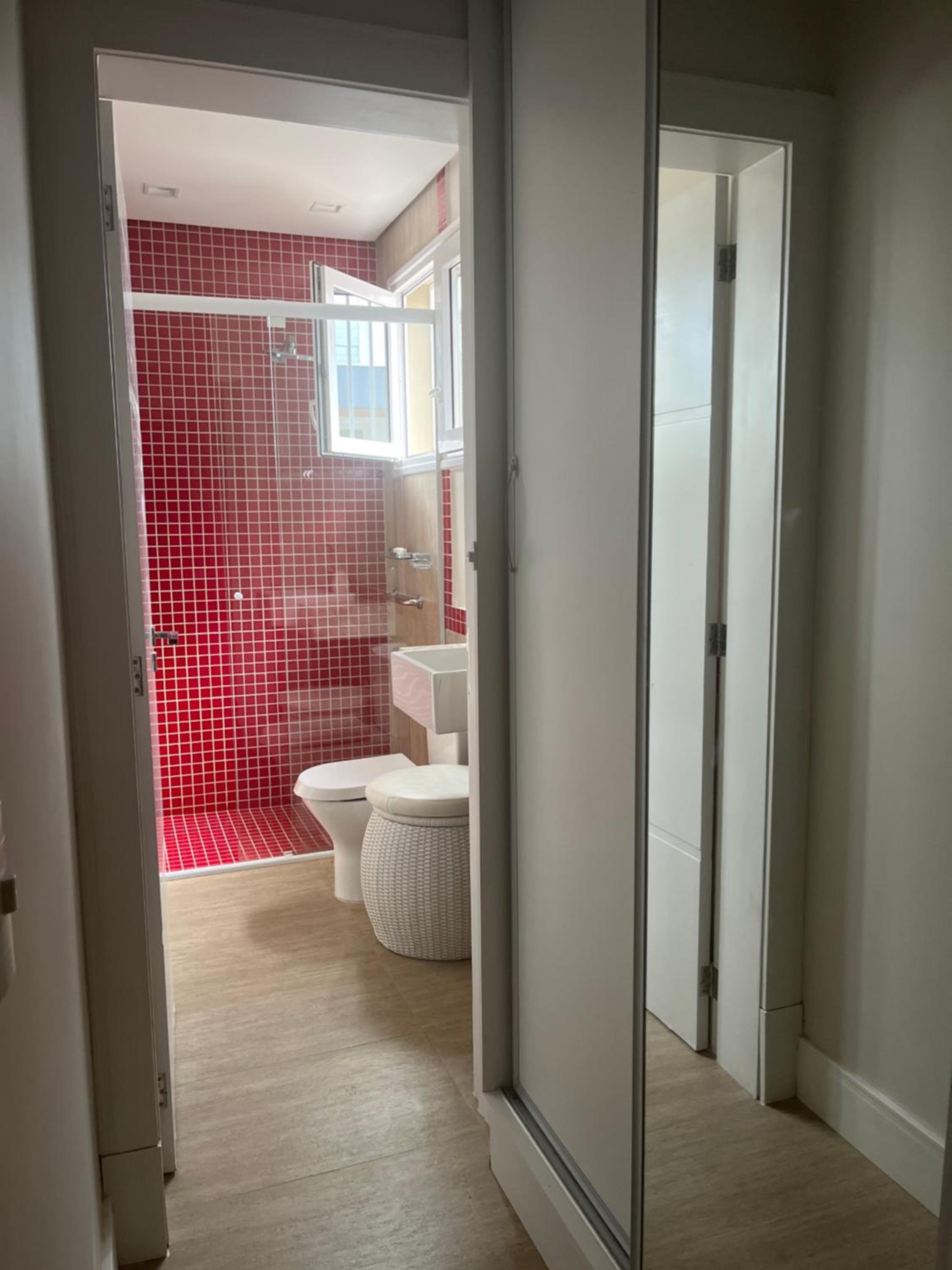 Suite em linda casa em Jurerê internacional