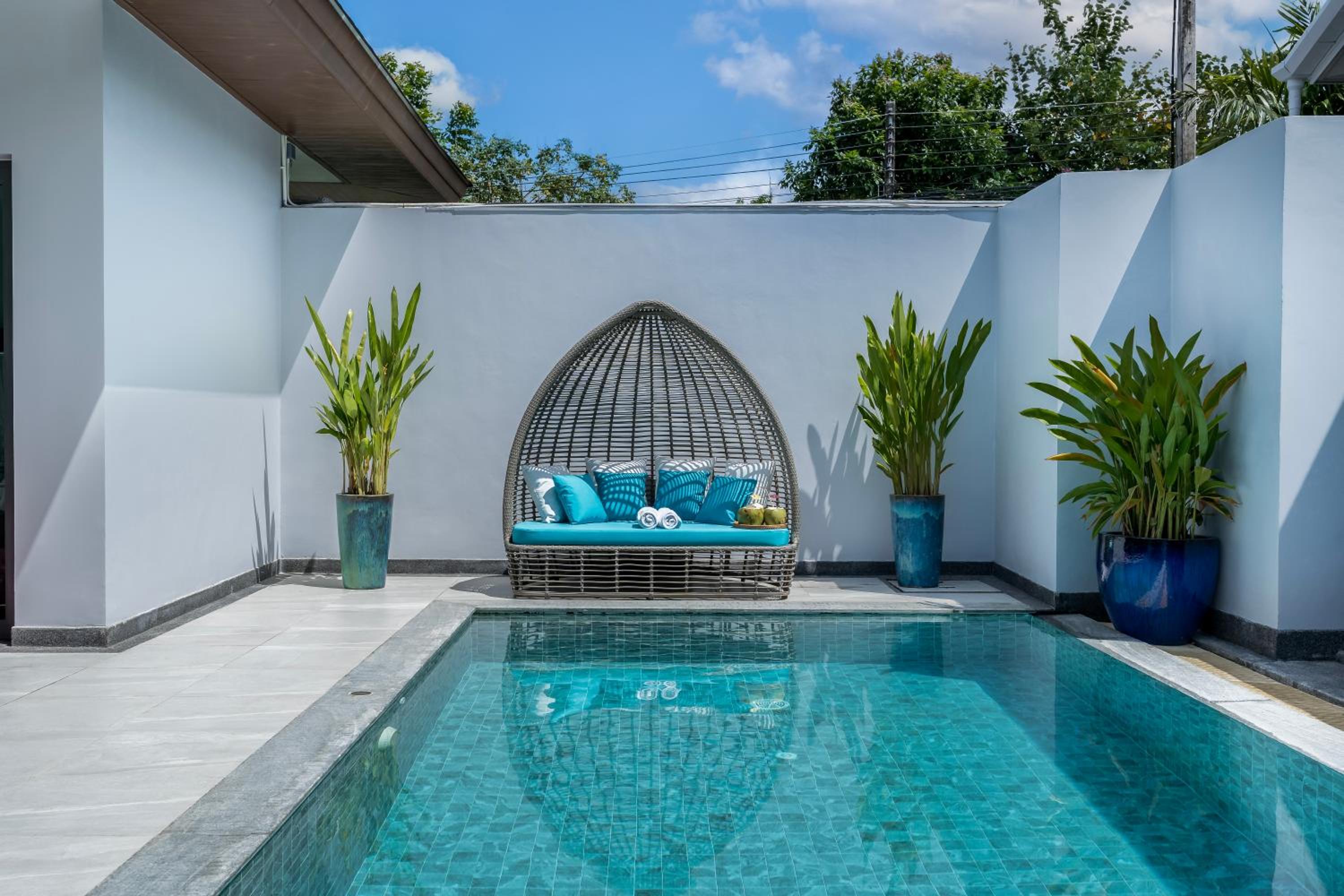 Two Flamingo Villa 1