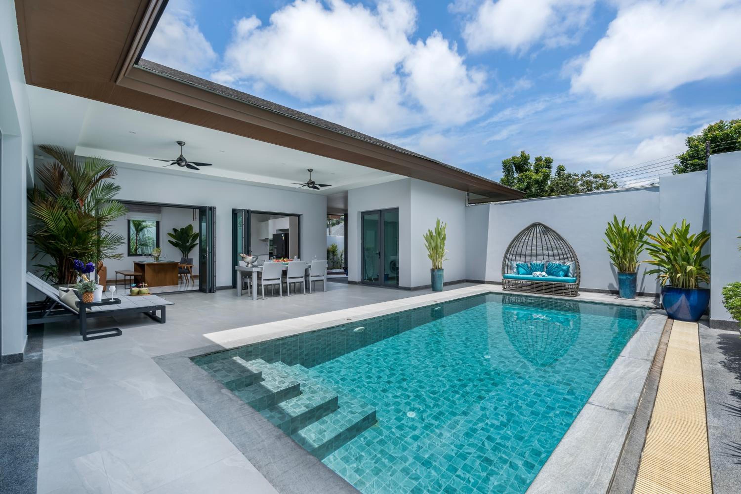 Two Flamingo Villa 1