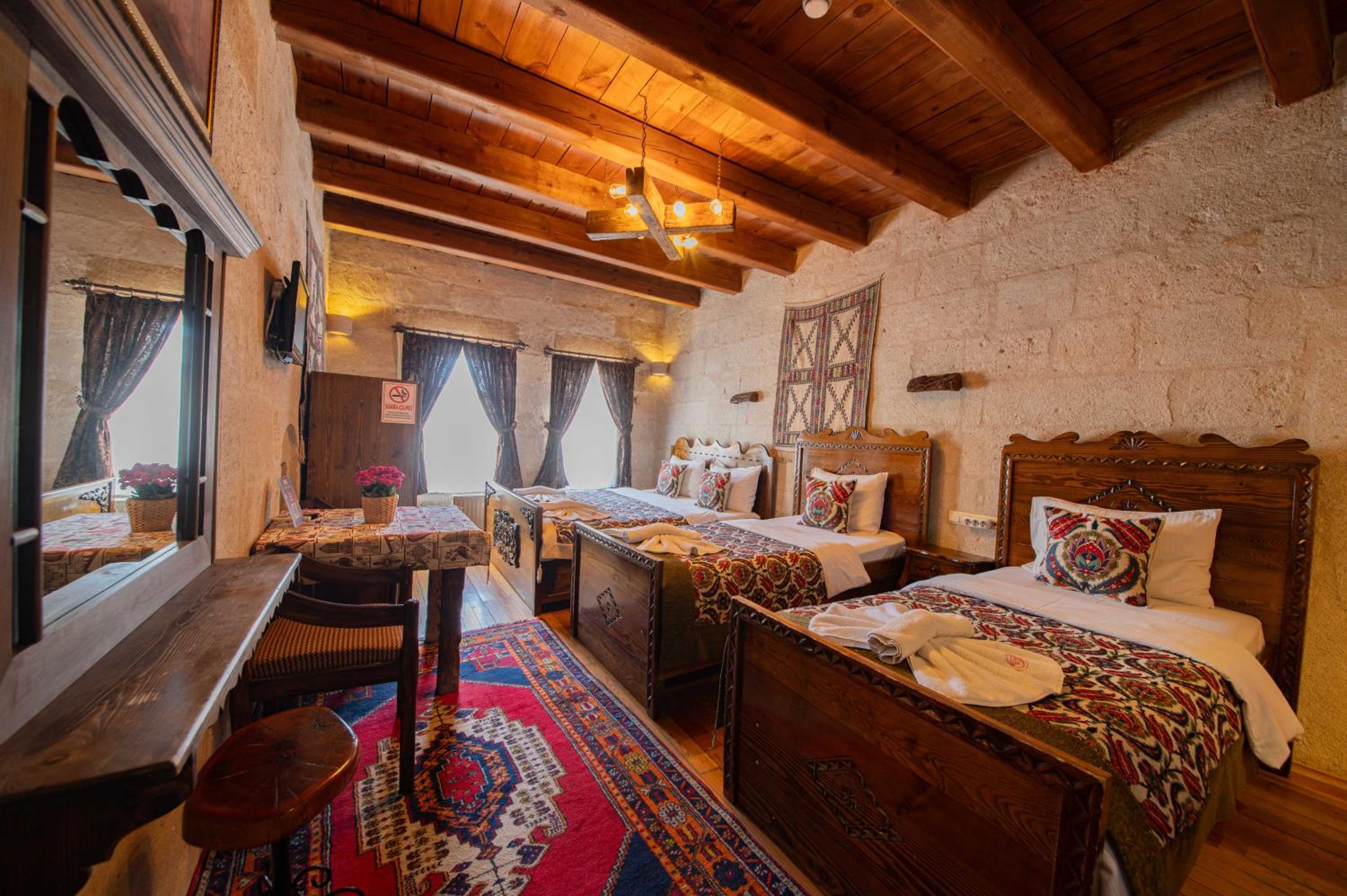 Safran Cave Hotel - Image 61