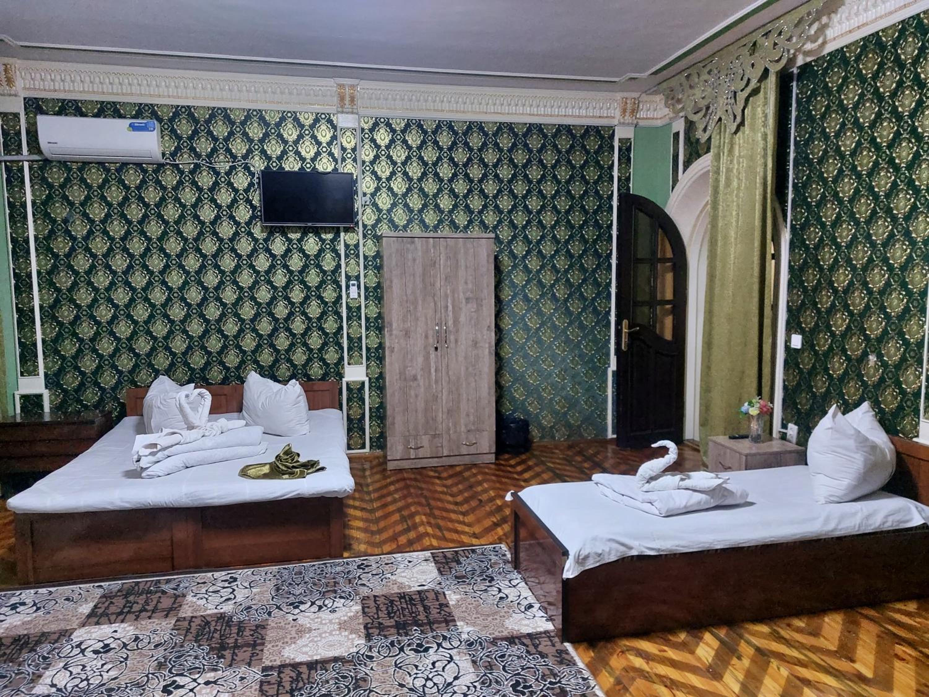 MIR HOSTEL