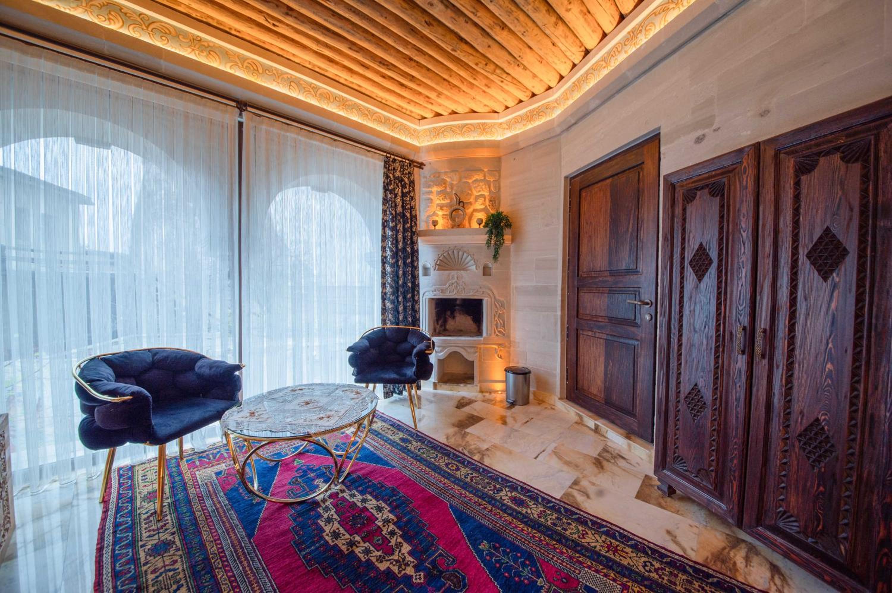 Safran Cave Hotel - Image 54