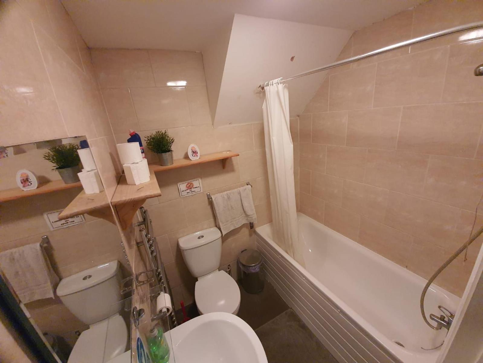 Eastwood Rooms