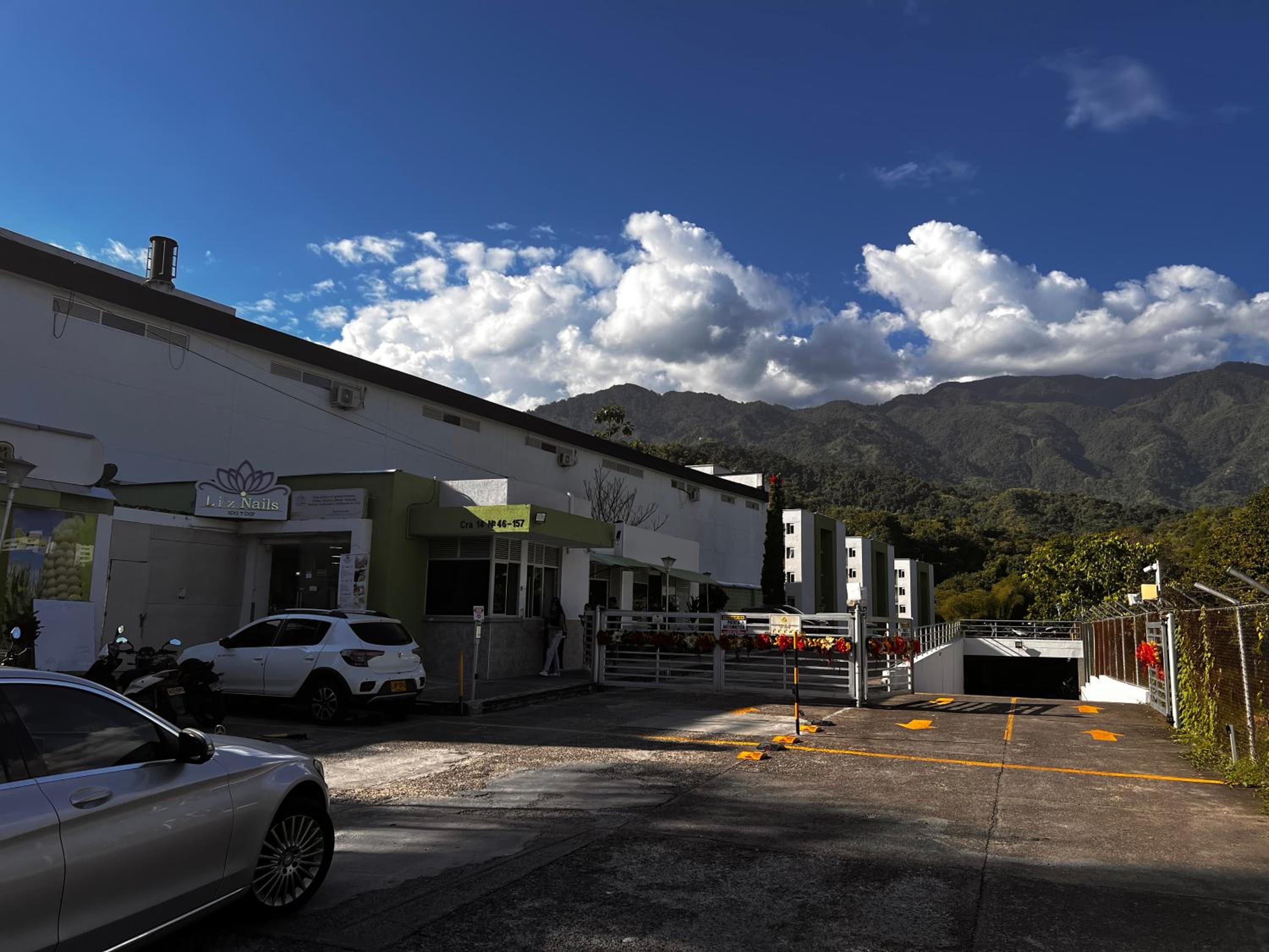 Ibague, Apartamento amoblado, cómodo y bien ubicado cerca al centro comercial la estación
