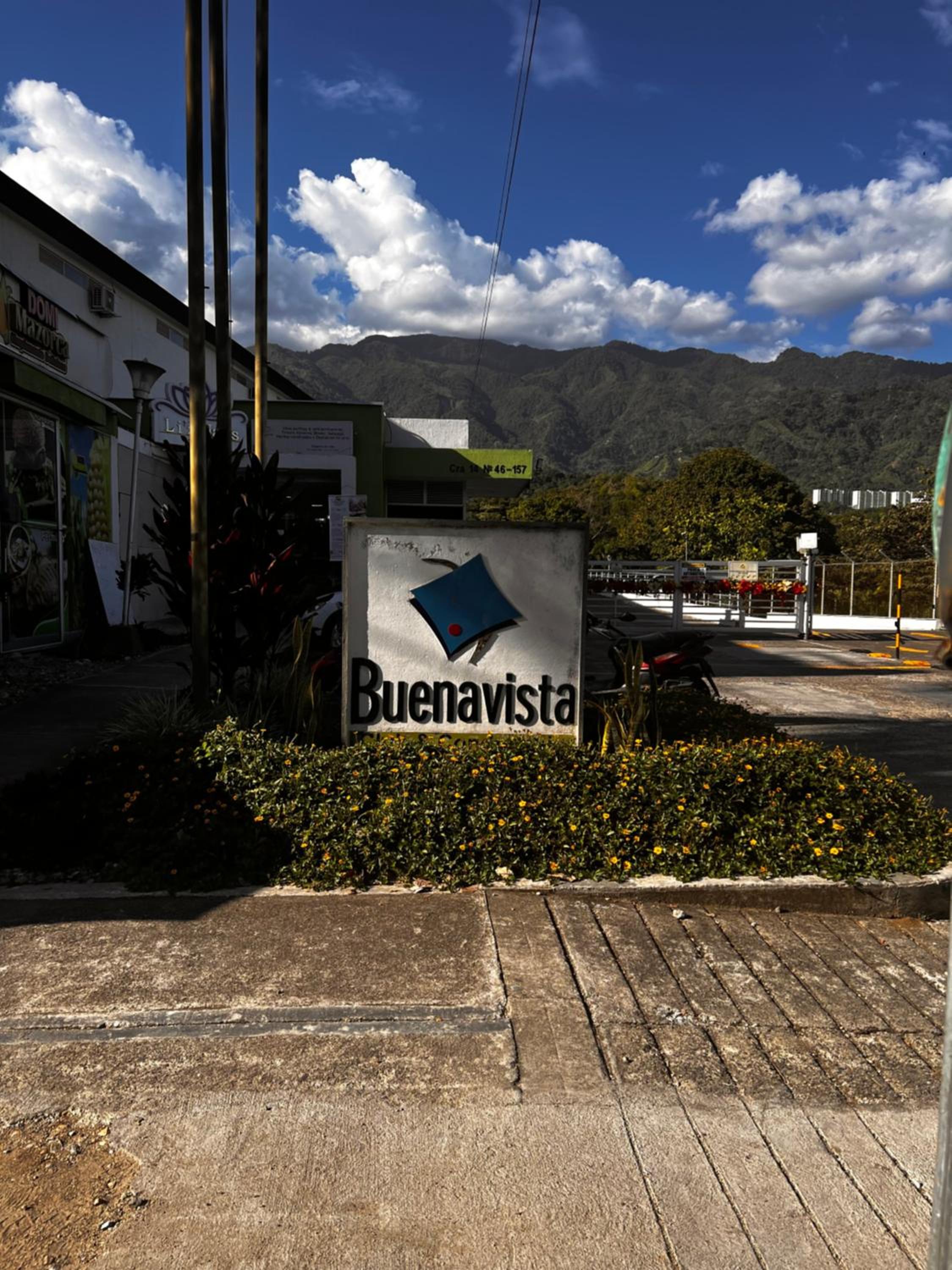Ibague, Apartamento amoblado, cómodo y bien ubicado cerca al centro comercial la estación