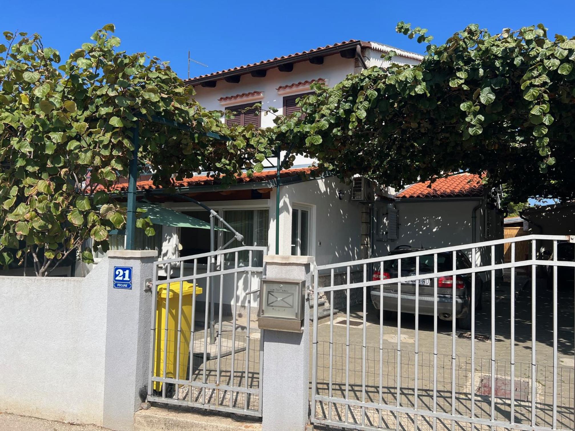 Apartments Radošević