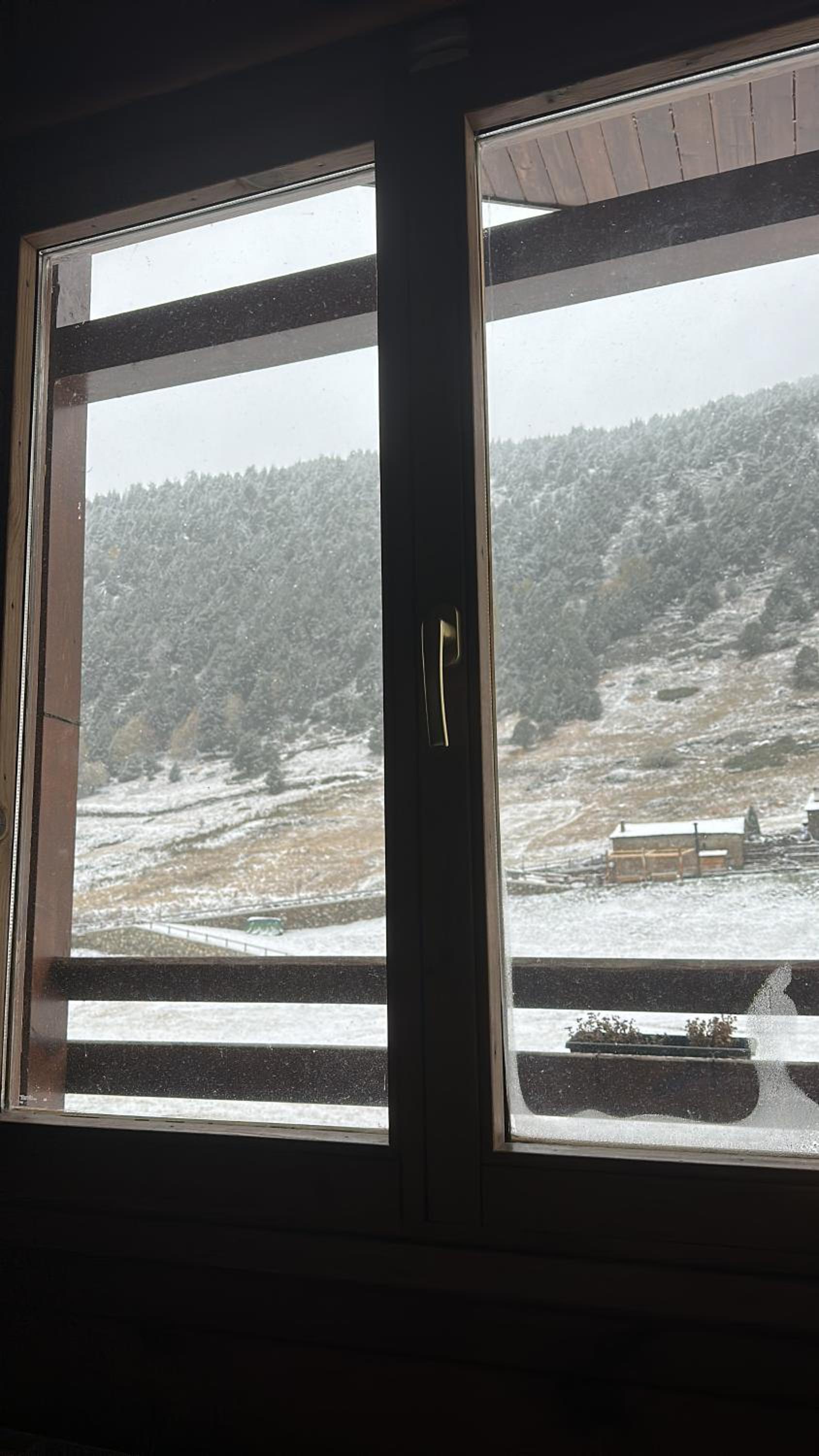 Exclusiva Cabaña en Incles - Vistas al Valle & Pistas de Ski Grandvalira - Free Parking