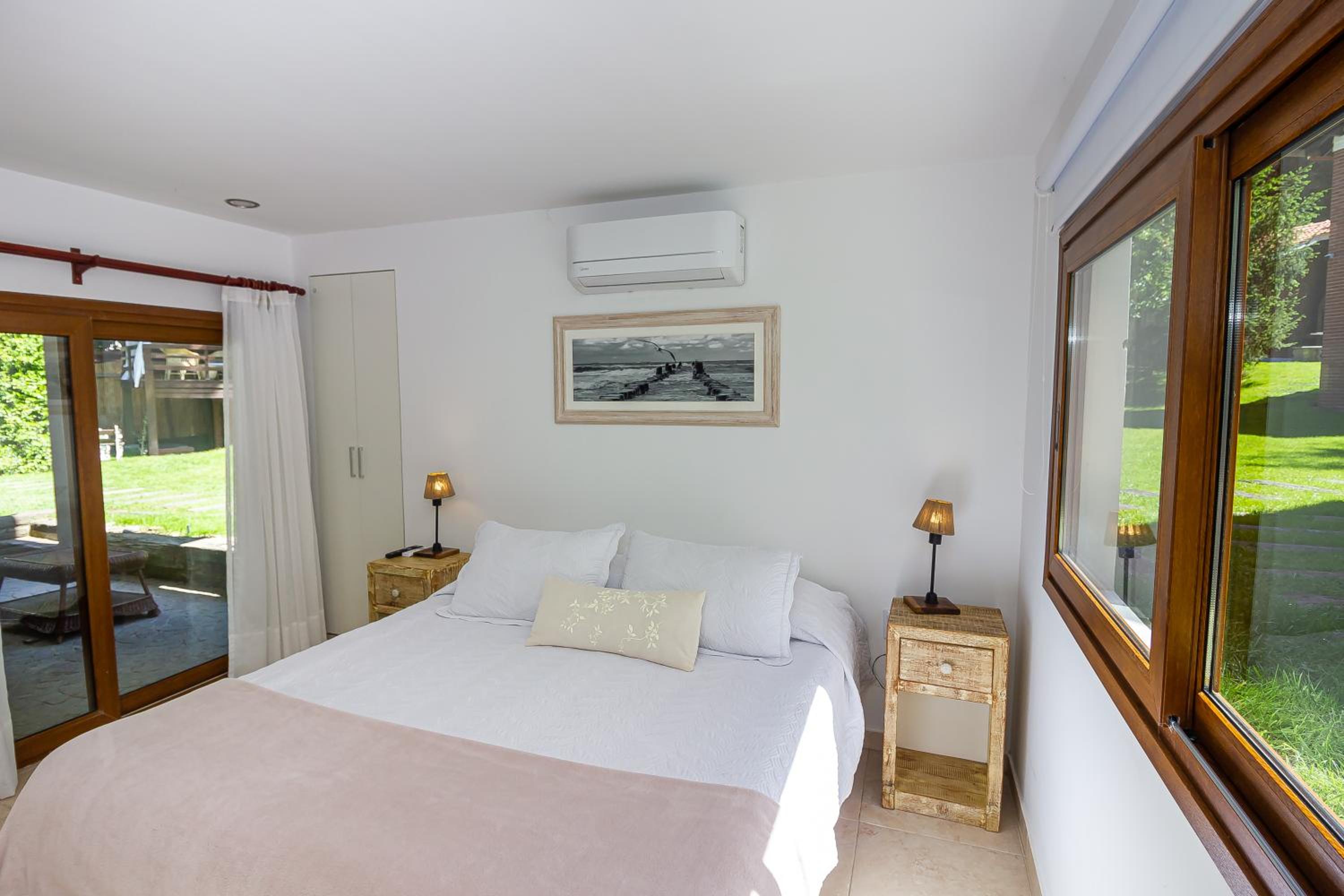 Punta Cerezo Apart