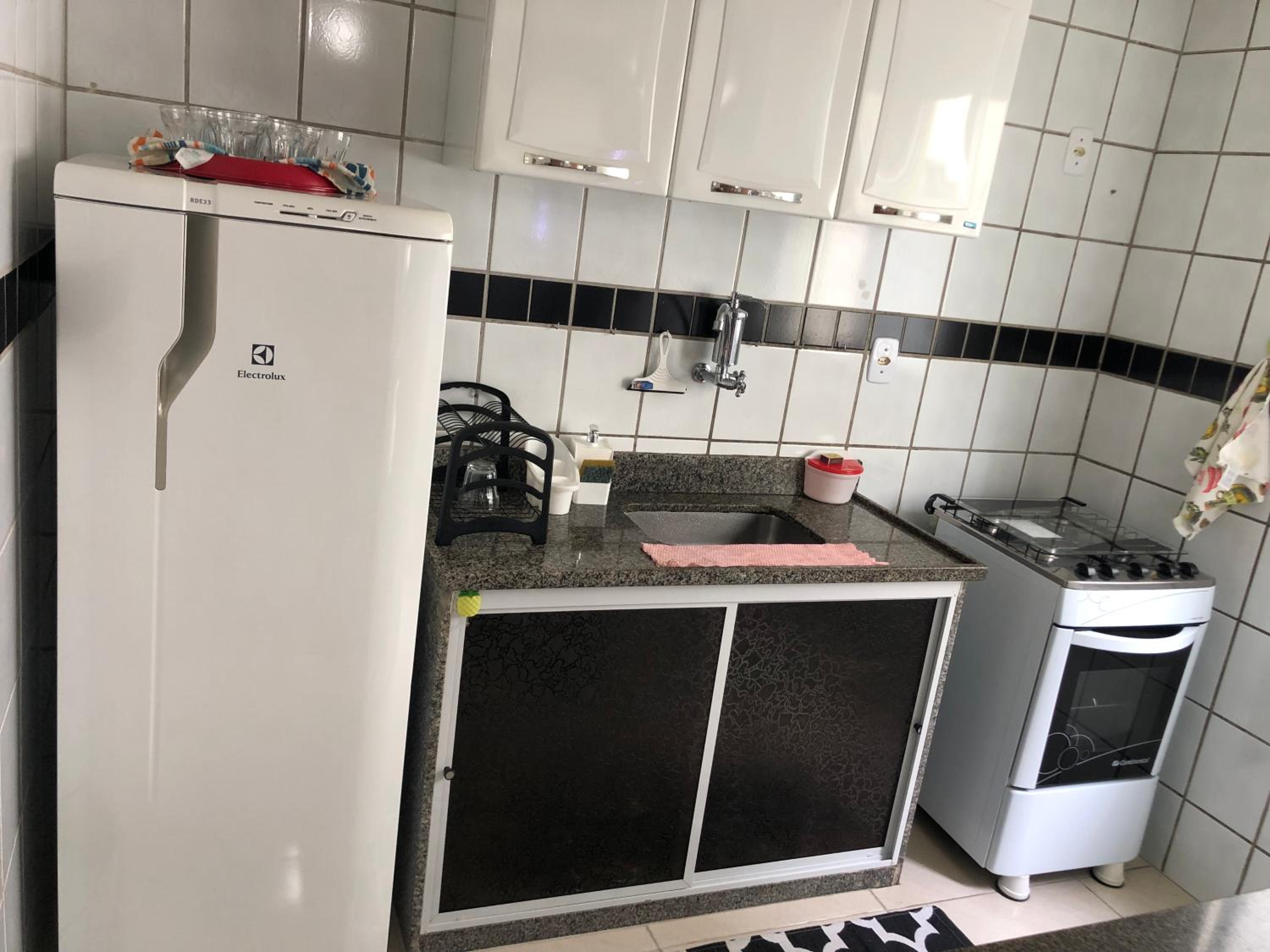 A Passos da Areia Apartamento 2 Quartos no Coração da Badalada Praia do Morro - WiFi Fibra