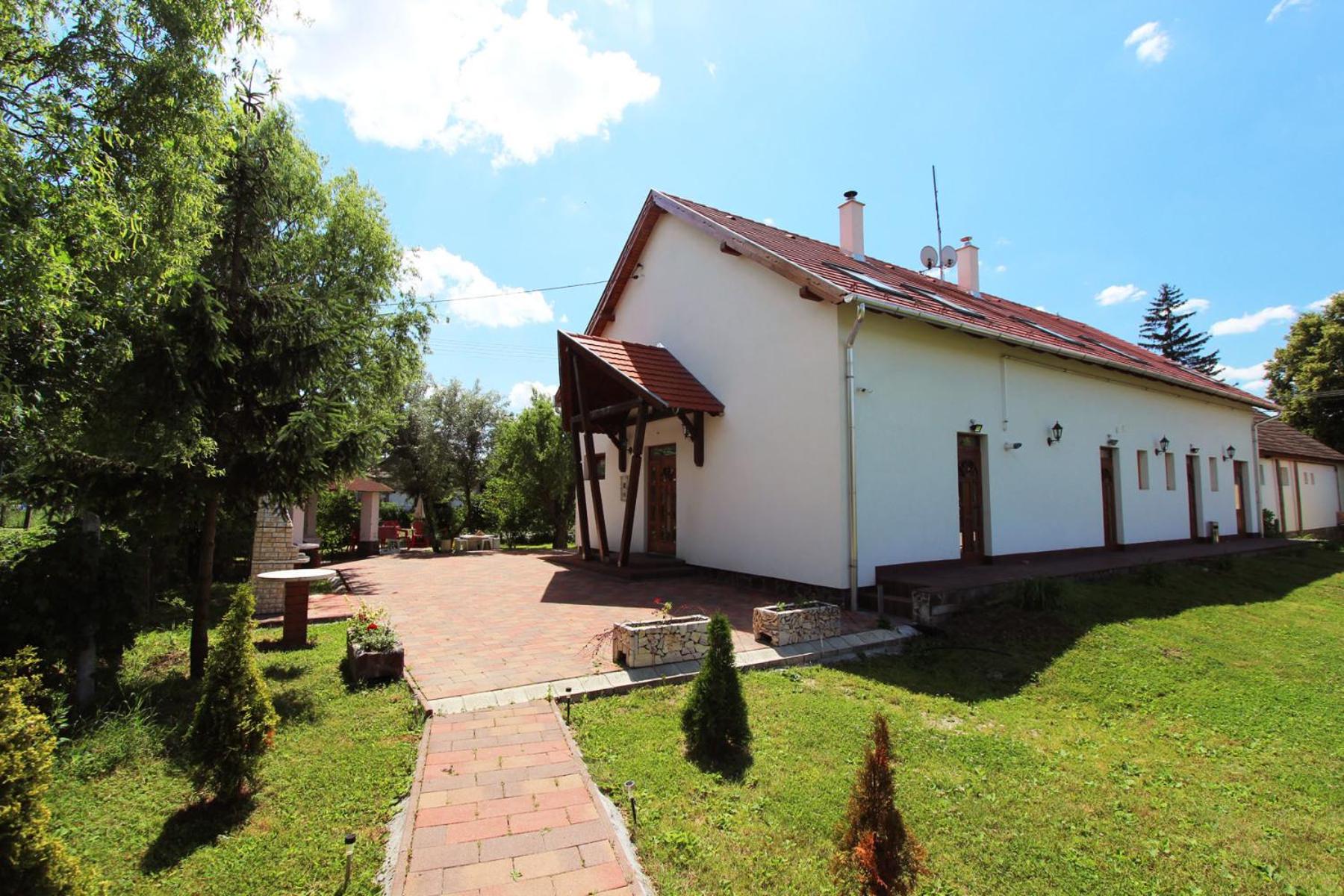 Photo 45