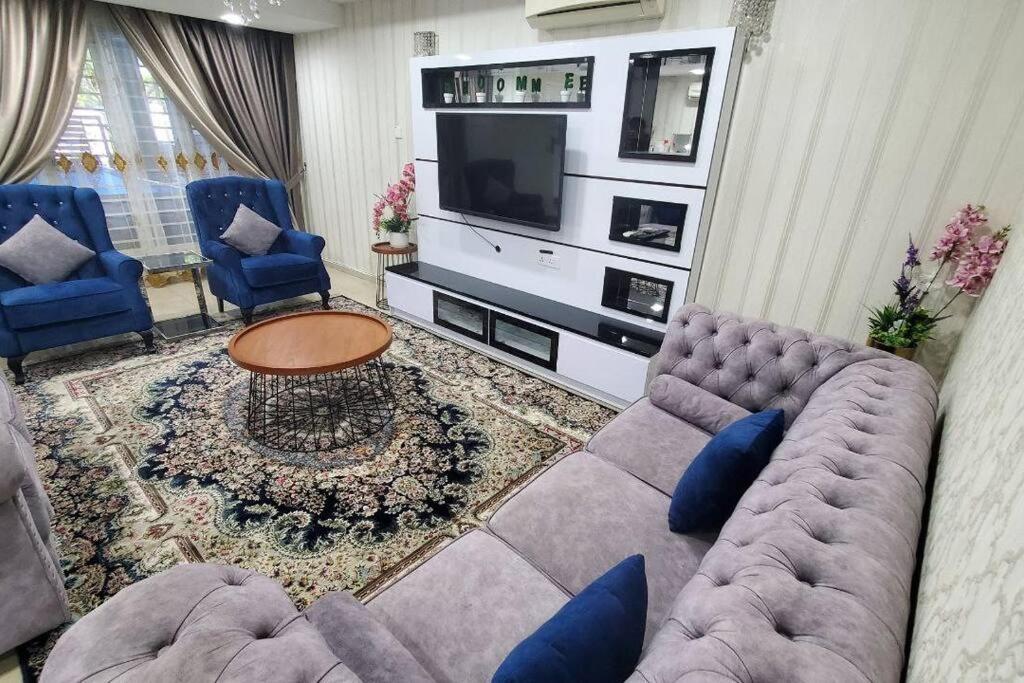 Hani Raisha Homestay, Seksyen 7 Shah Alam photo 4