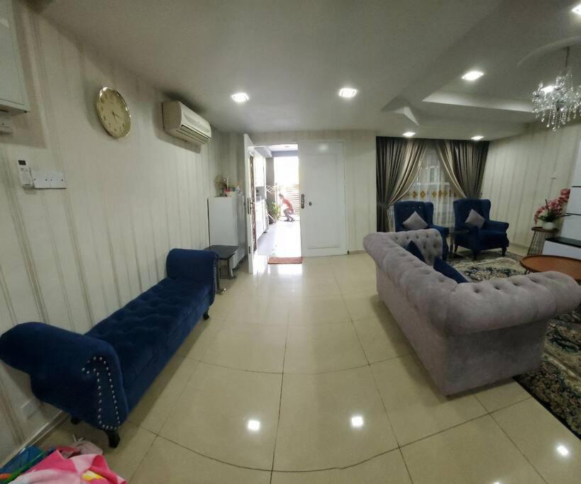 Hani Raisha Homestay, Seksyen 7 Shah Alam photo 8