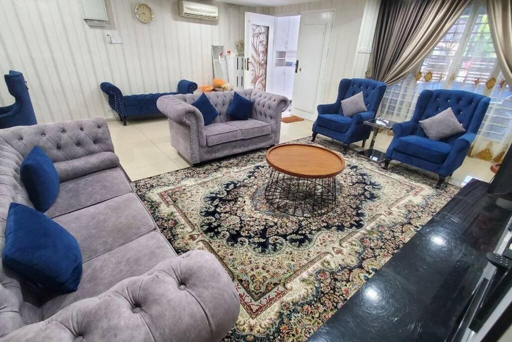 Hani Raisha Homestay, Seksyen 7 Shah Alam photo 3