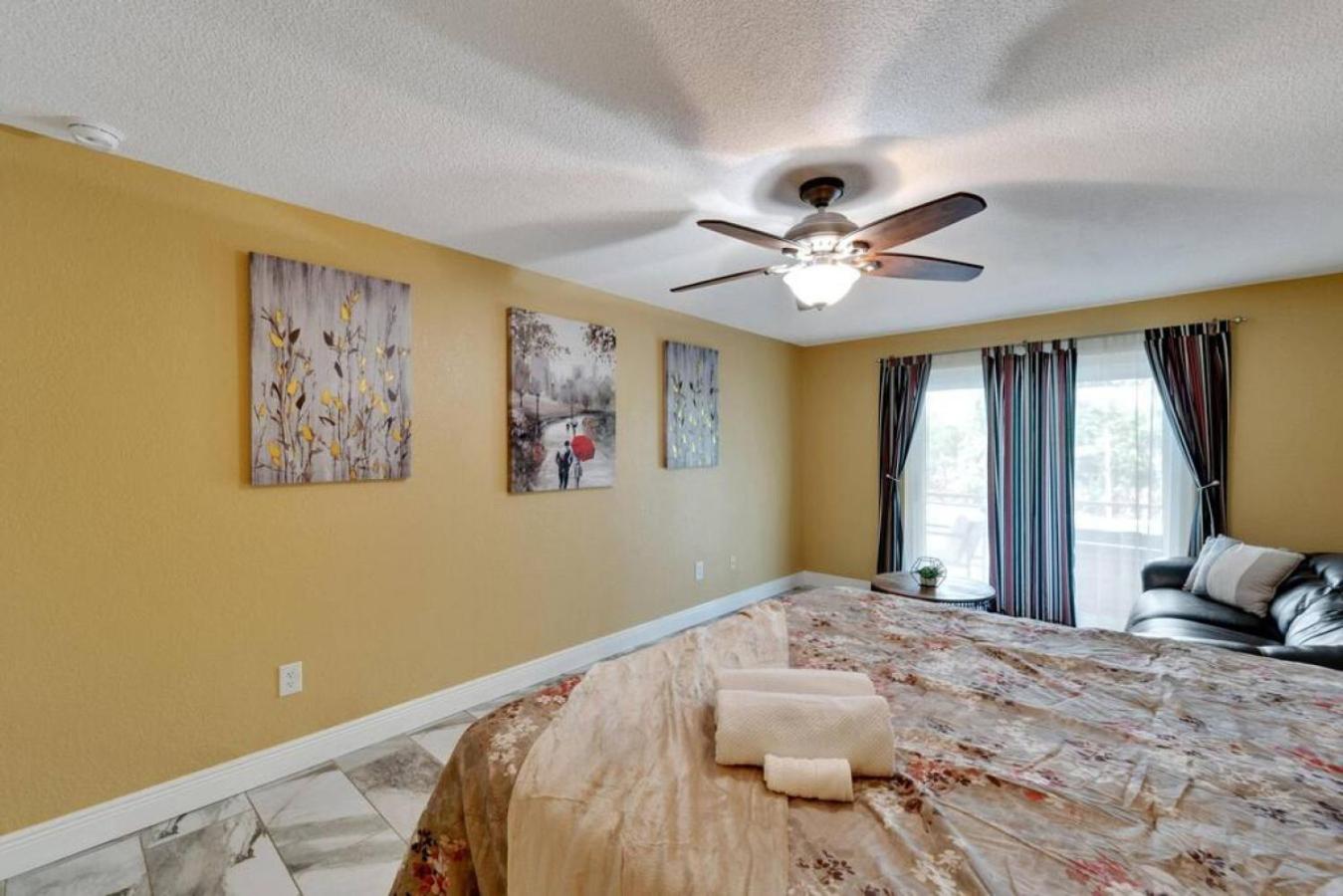 Stunning 3BR Home offers water view Minutes to the Beach