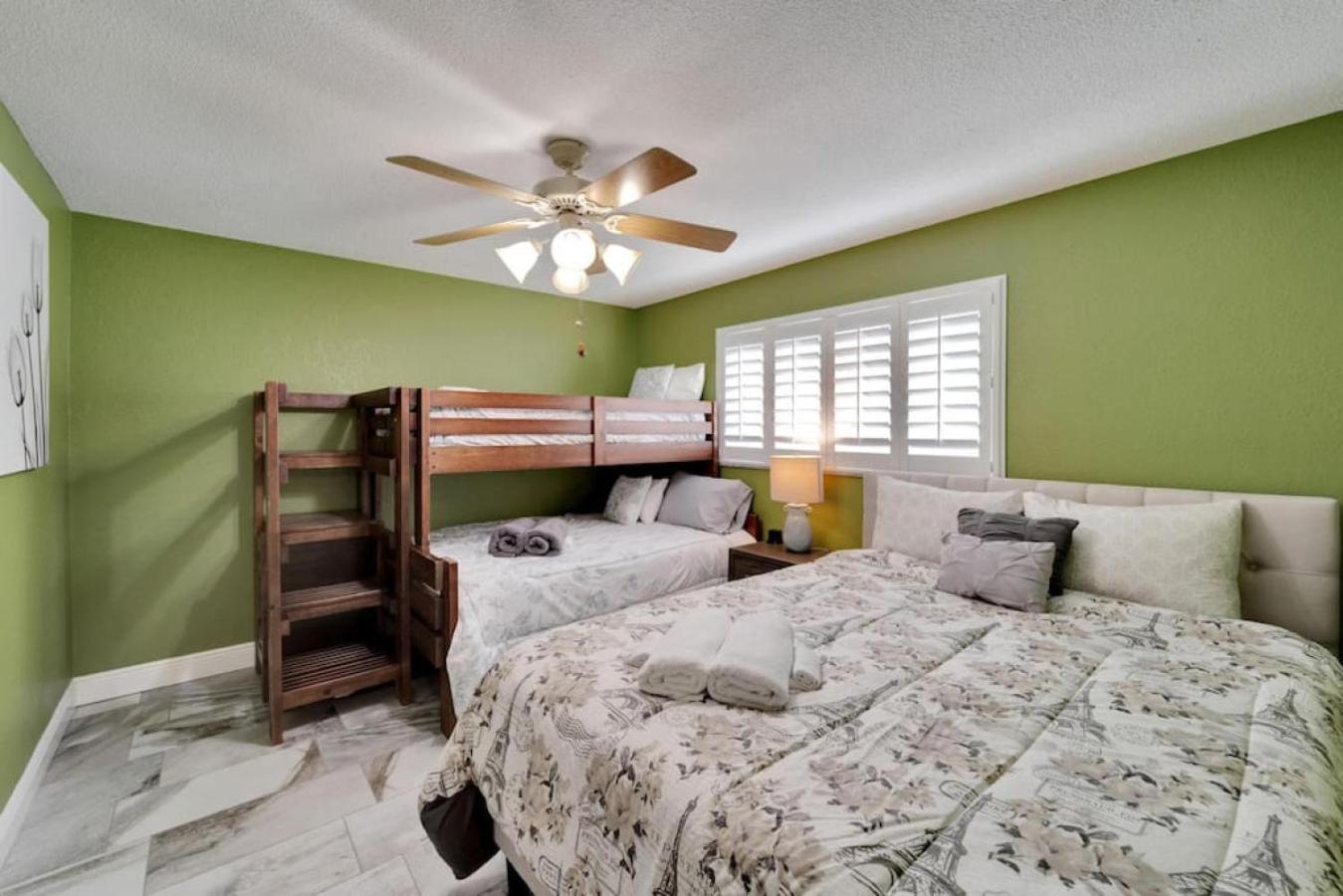 Stunning 3BR Home offers water view Minutes to the Beach