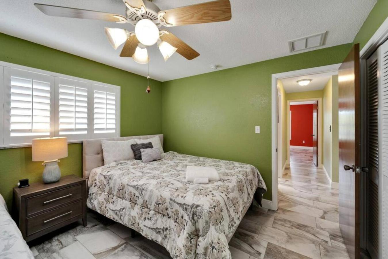 Stunning 3BR Home offers water view Minutes to the Beach