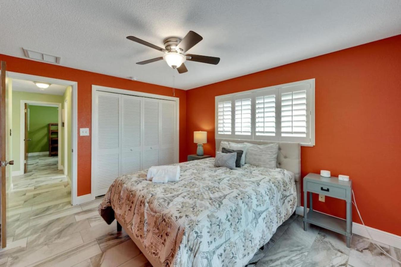 Stunning 3BR Home offers water view Minutes to the Beach