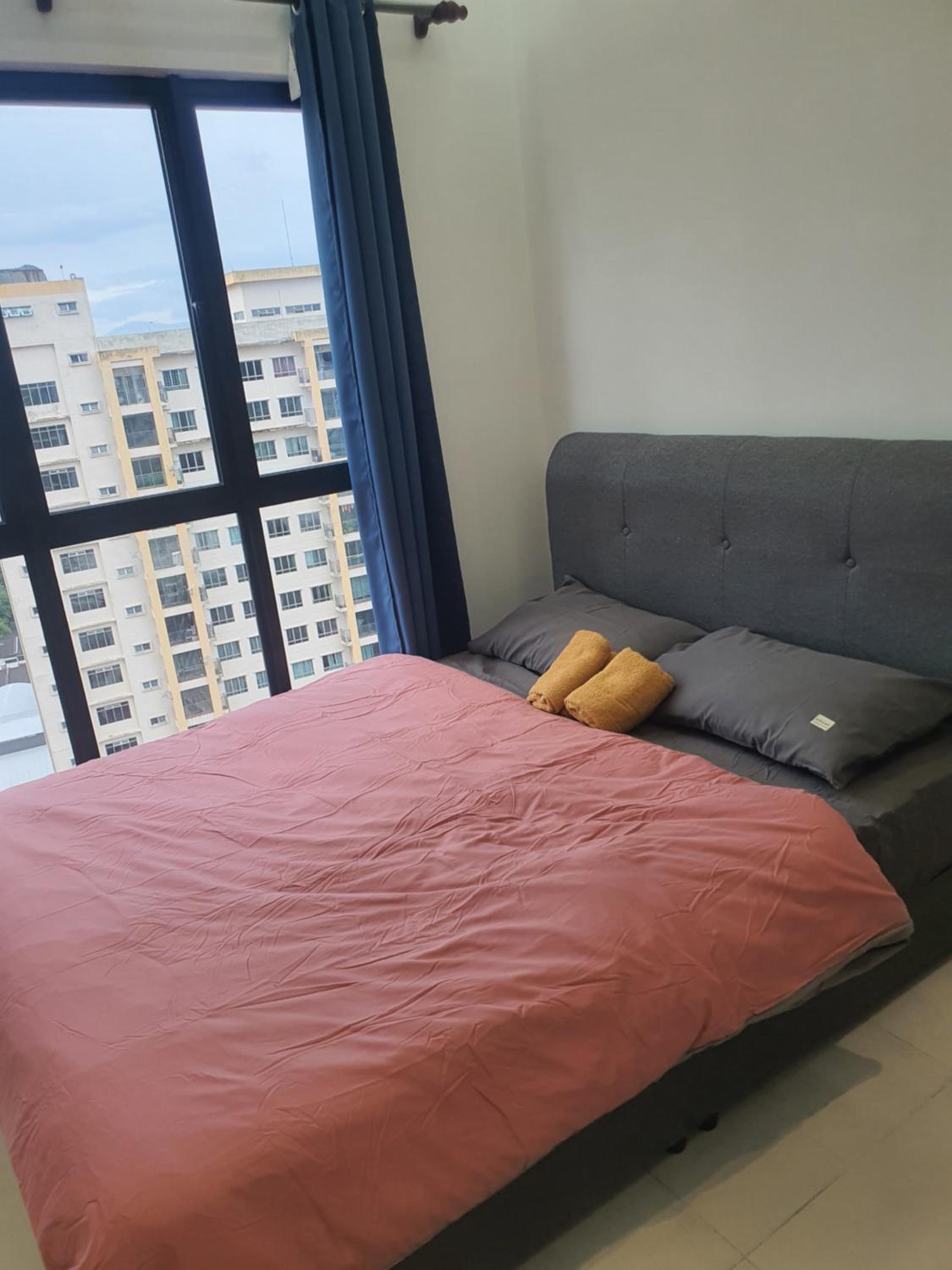 Majestic Maxim 3 Bedrooms Block D Near MRT