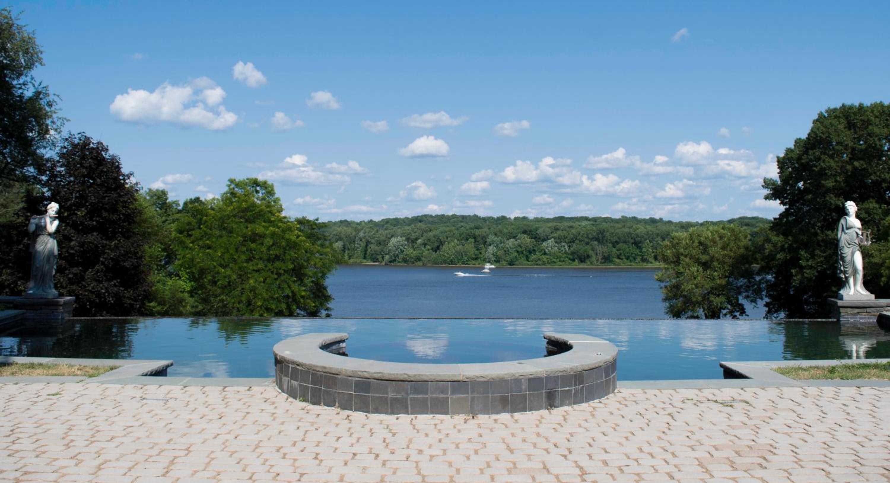 Magnificent Hudson River Estate