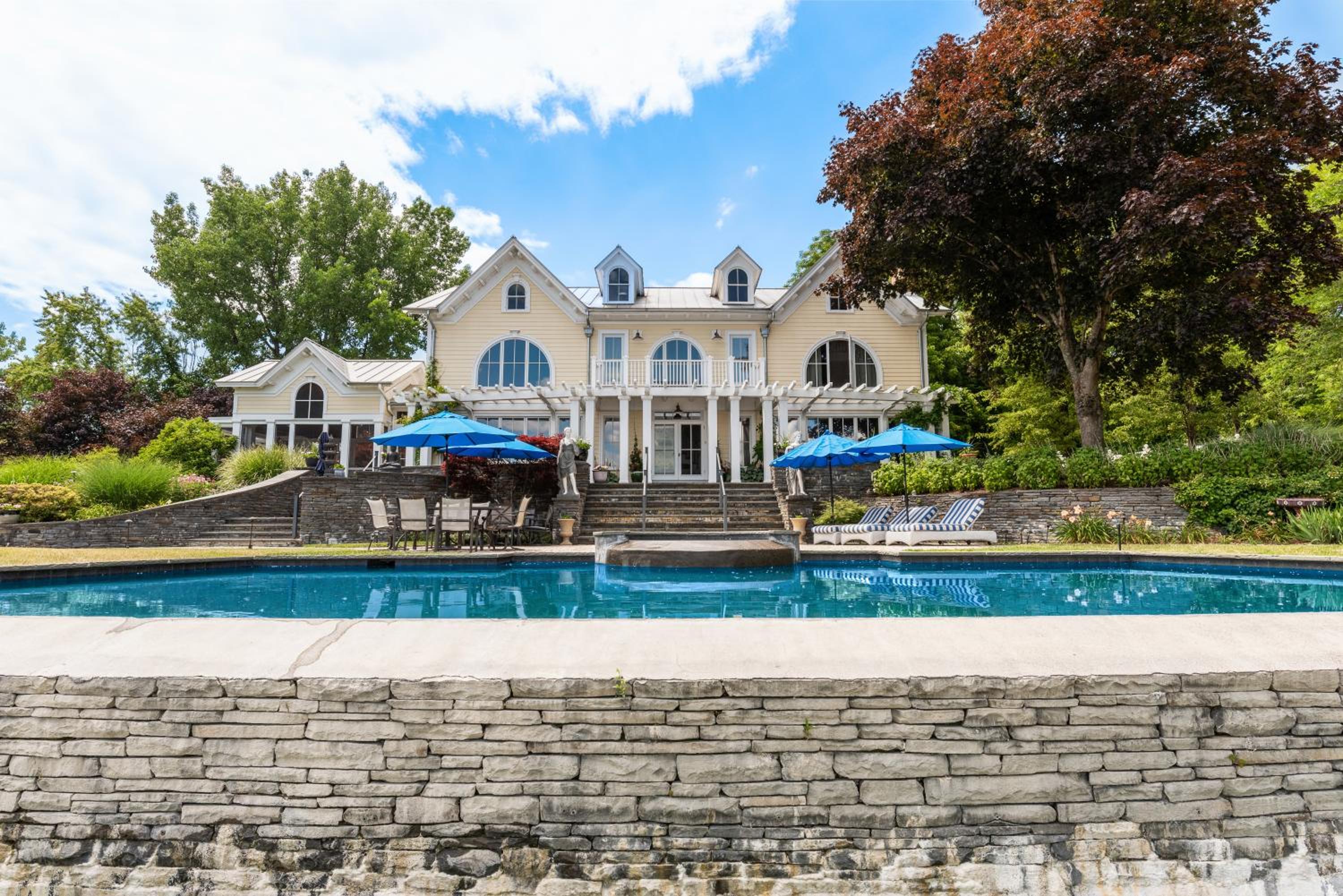 Magnificent Hudson River Estate