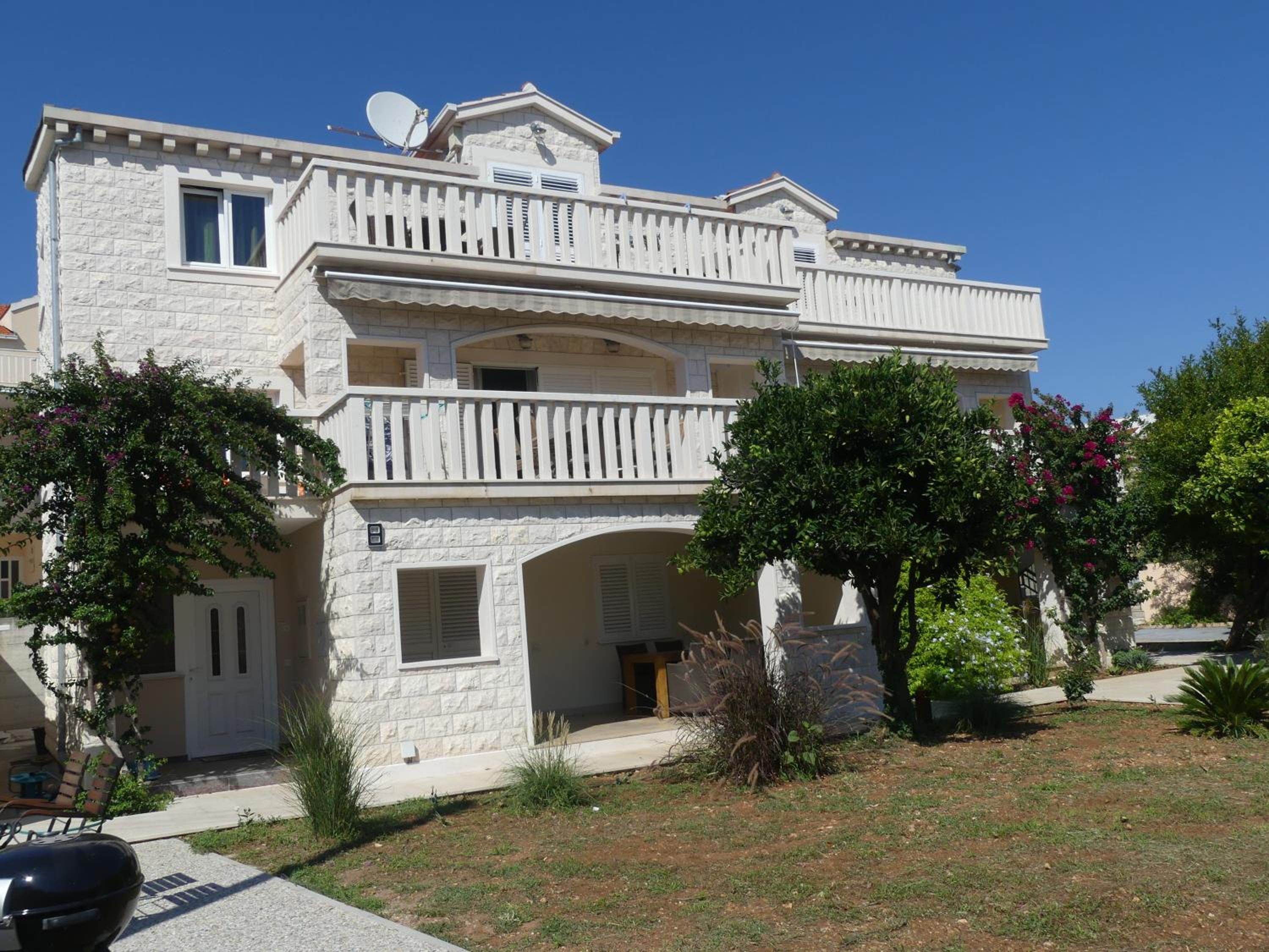 Villa Skoric view 3