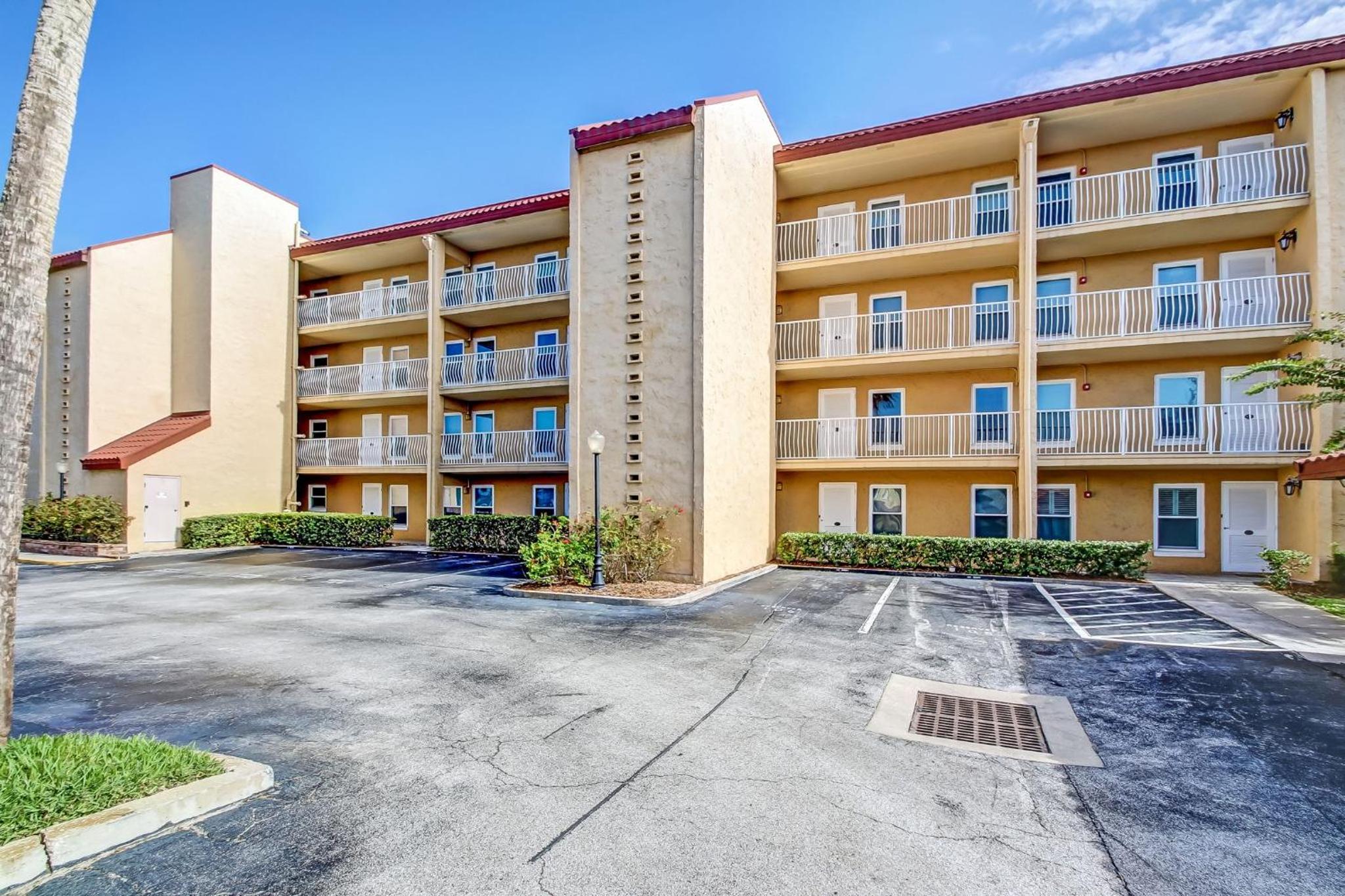 202 Atlantis view 5
