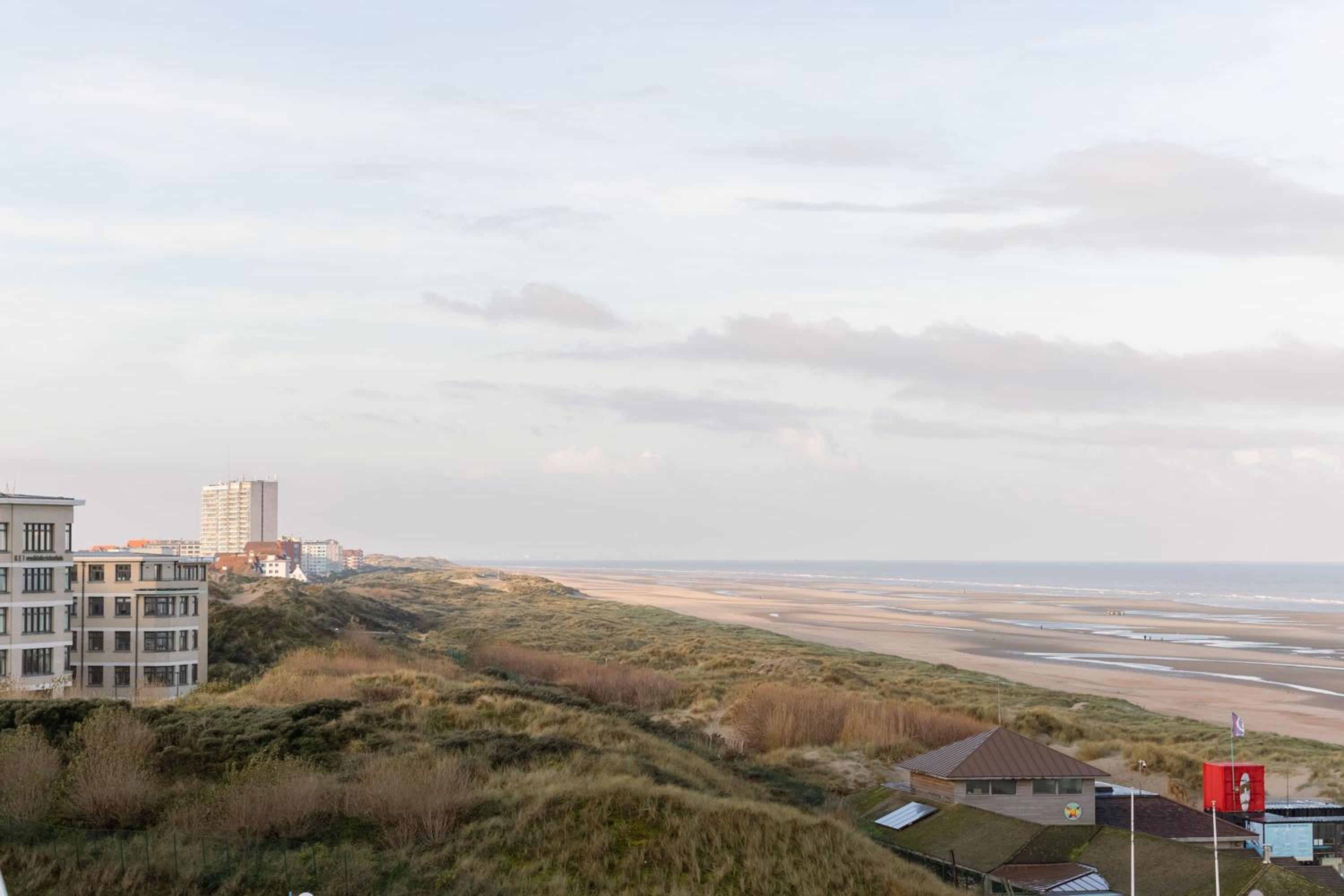 Premium Holidays - Stylish appartement Villa Castelli with C-View at Nieuwpoort!