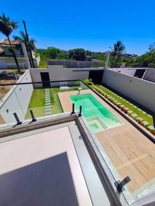 Linda Casa com Piscina Enseada Azul 3 Quartos